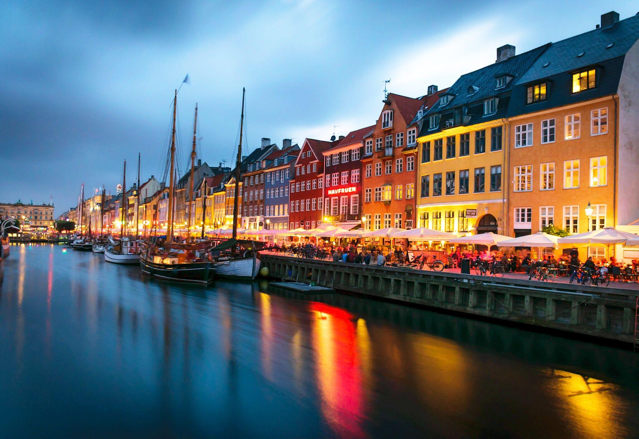 Nyhavn Copenhagen [5817 x 4000]. Wallpaper pc in 2019