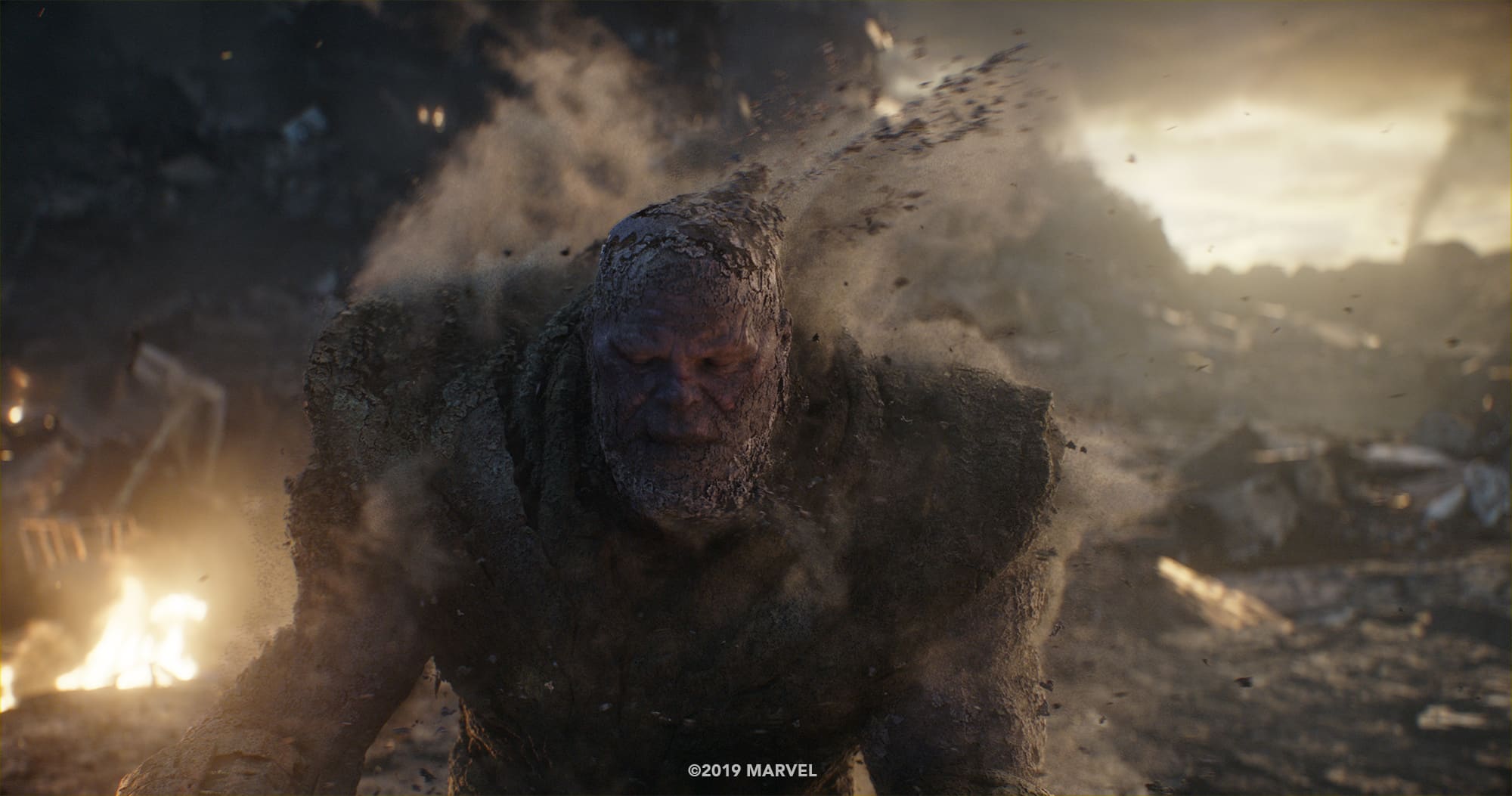 Captain Marvel vs Thanos Avengers: Endgame Image Released