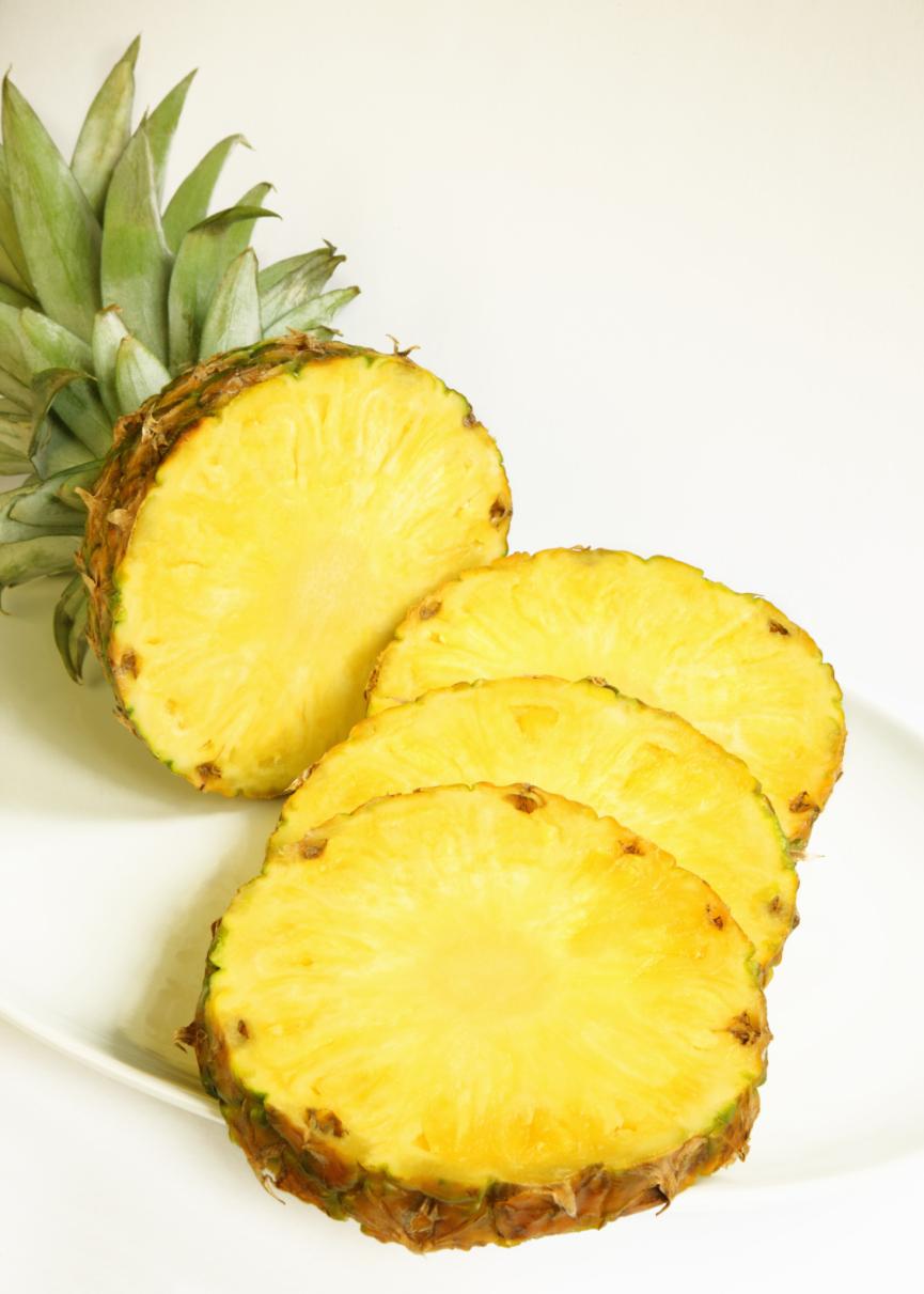 Pineapple Slices HD Wallpaper