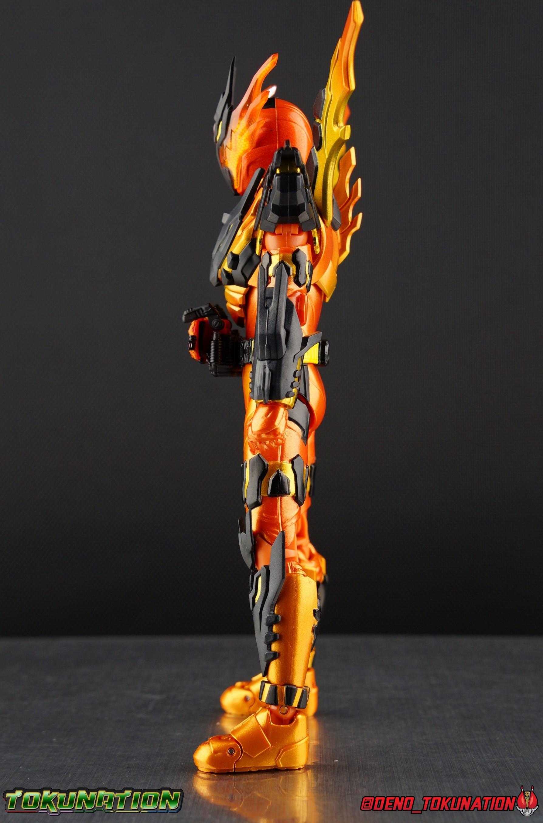 S.H. Figuarts Kamen Rider Cross Z Magma Gallery