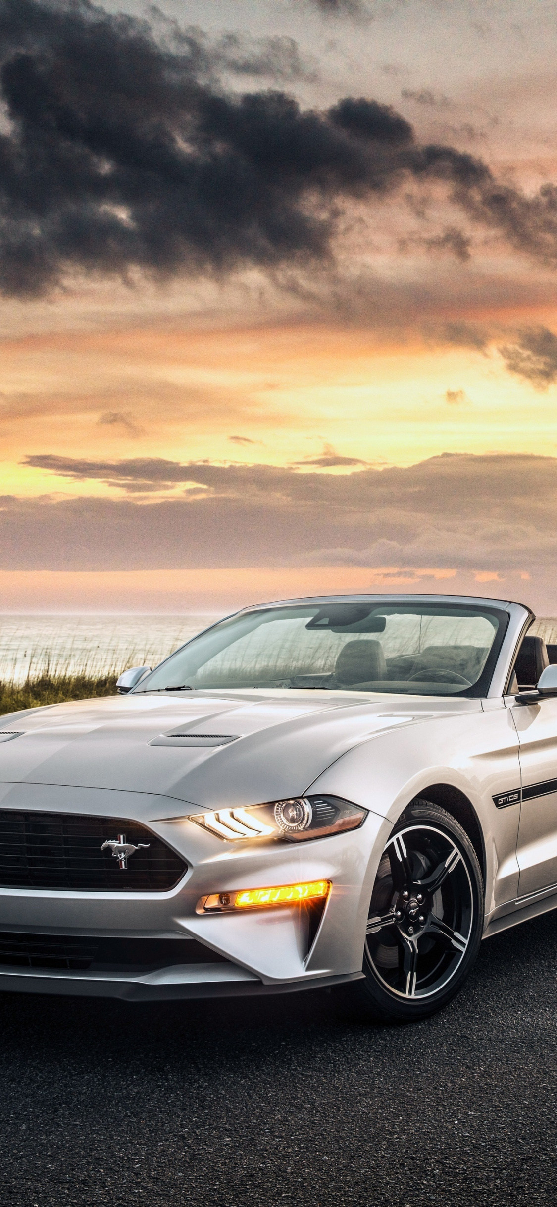 Download 1125x2436 wallpapers ford mustang gt, convertible