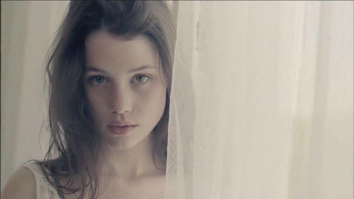 Who Is Astrid Bergès Frisbey Dating? Astrid Bergès Frisbey