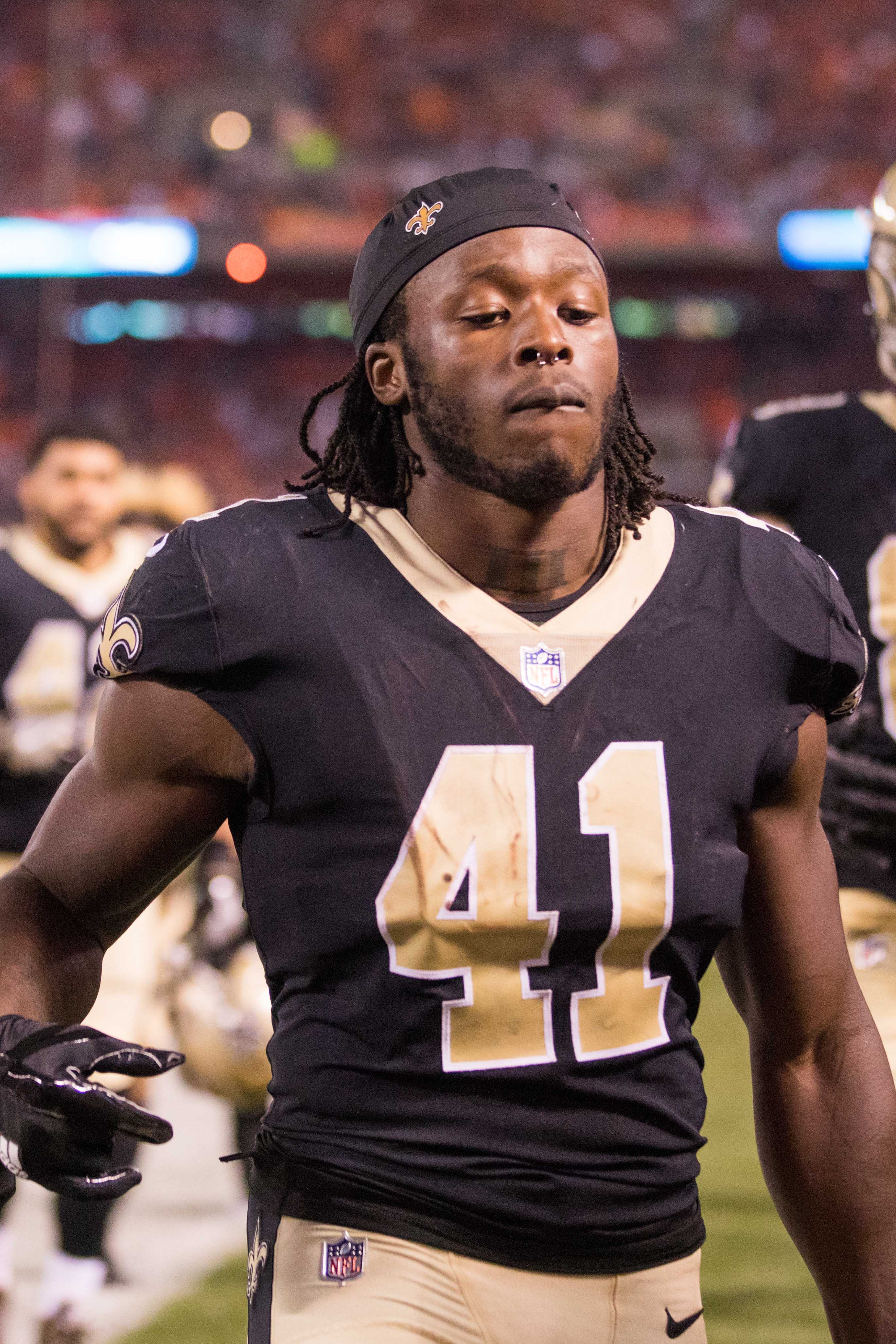 Wallpaper Alvin Kamara - iXpap  New orleans saints football, Nfl