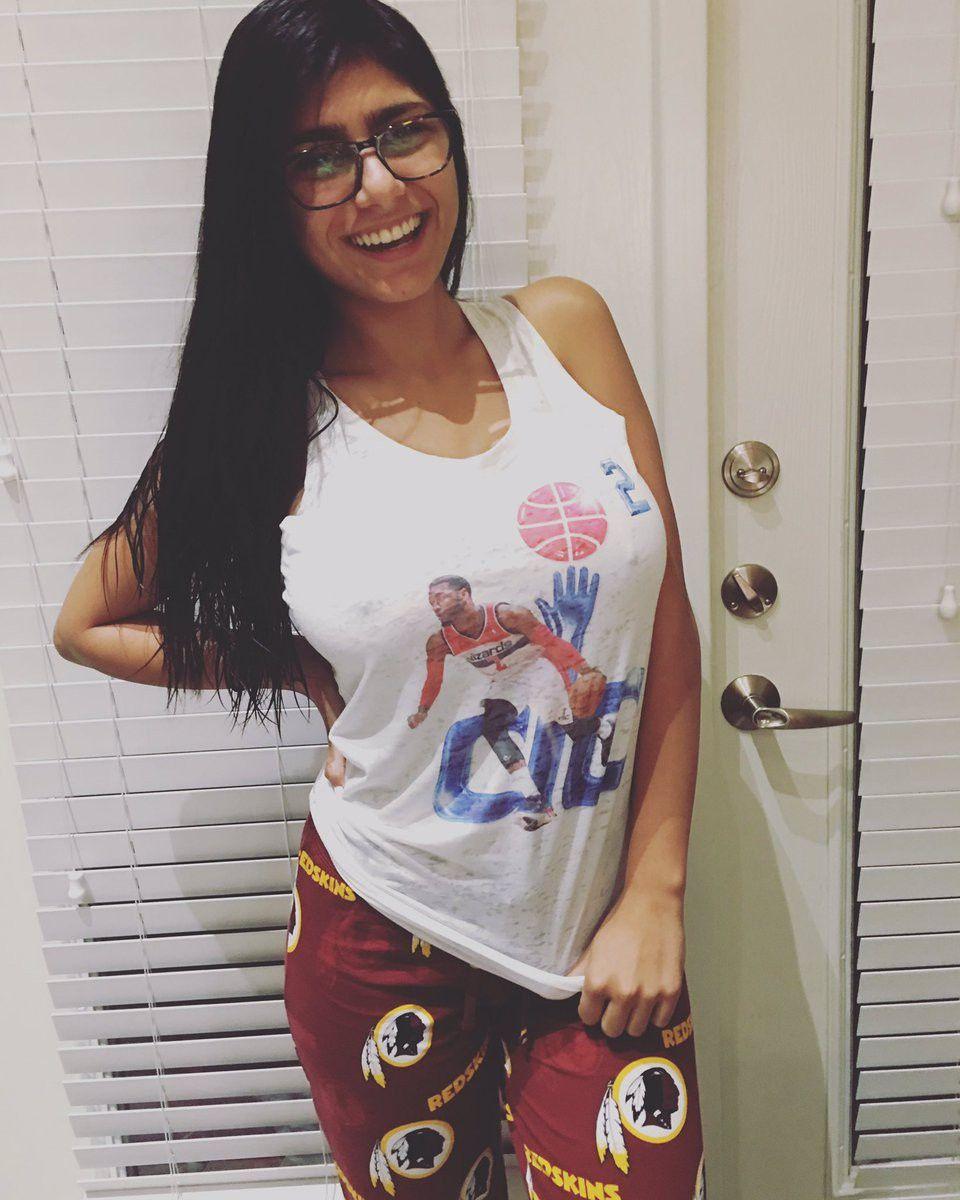 Mia Khalifa Phone Wallpapers Wallpaper Cave