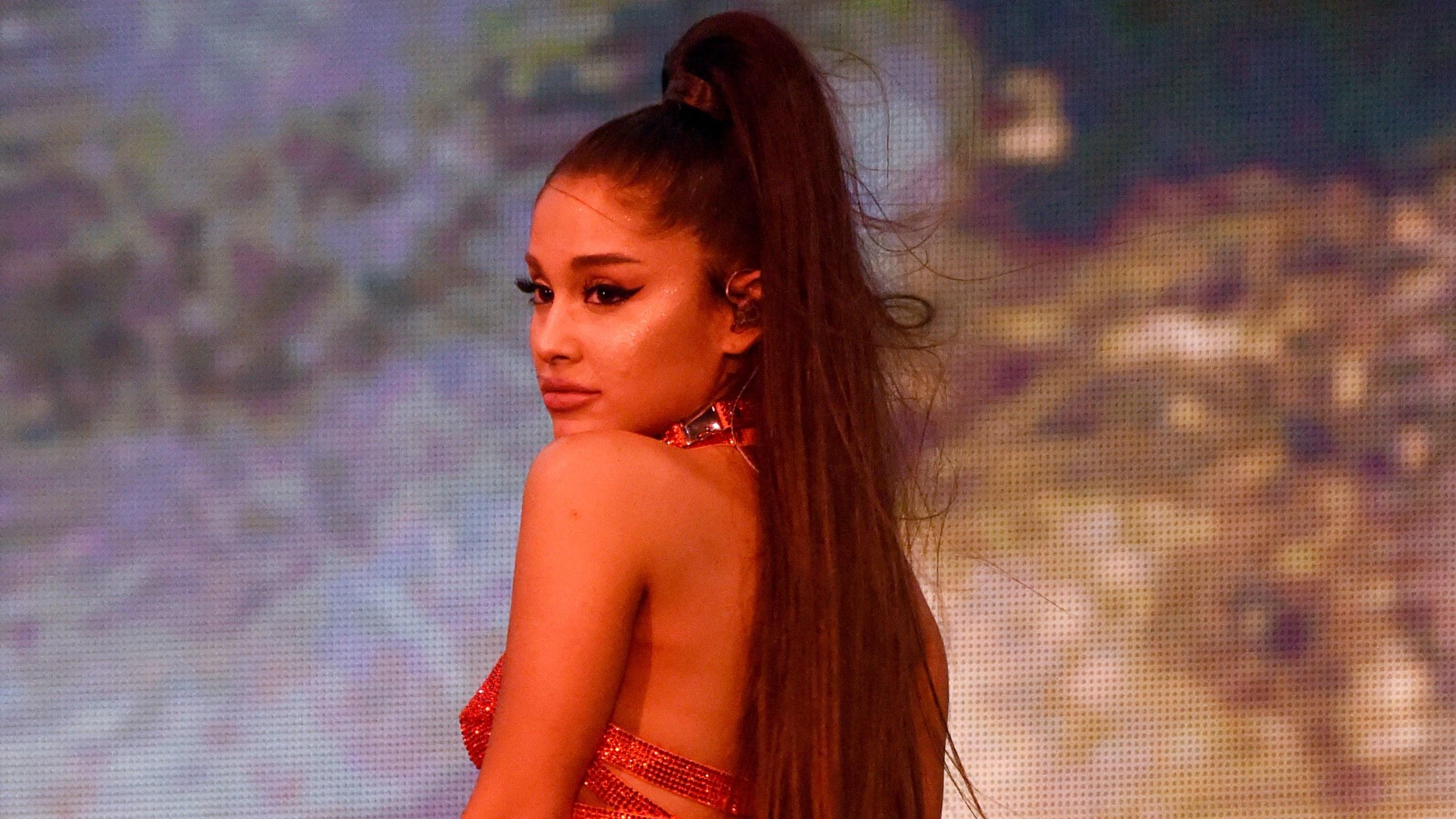 Ariana Grande is Suing Forever 21 for $10 Million