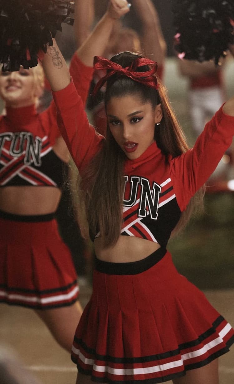 Image about black in Ariana Grande