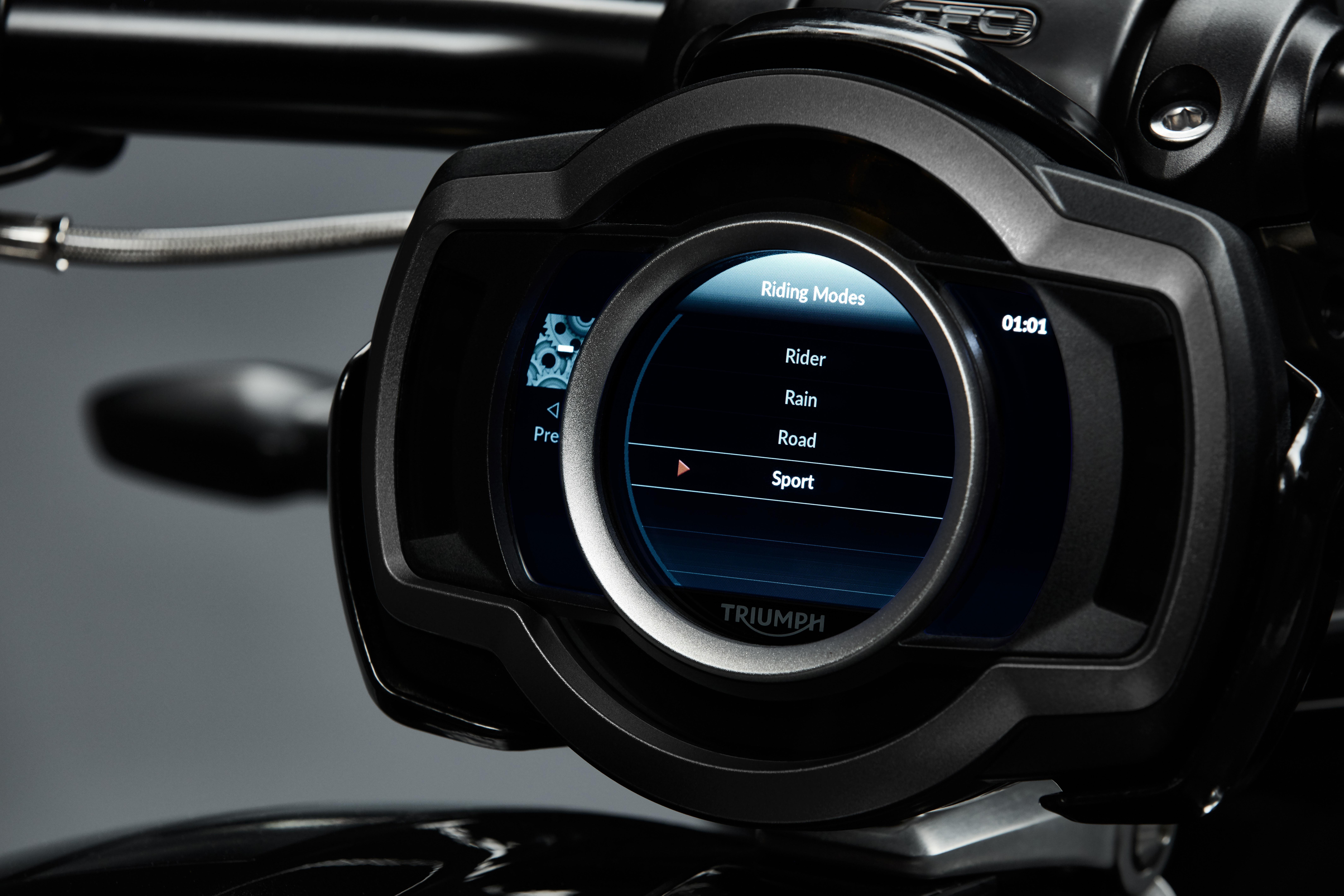 Triumph Rocket 3 TFC Revealed with Ginormous 2500cc Triple