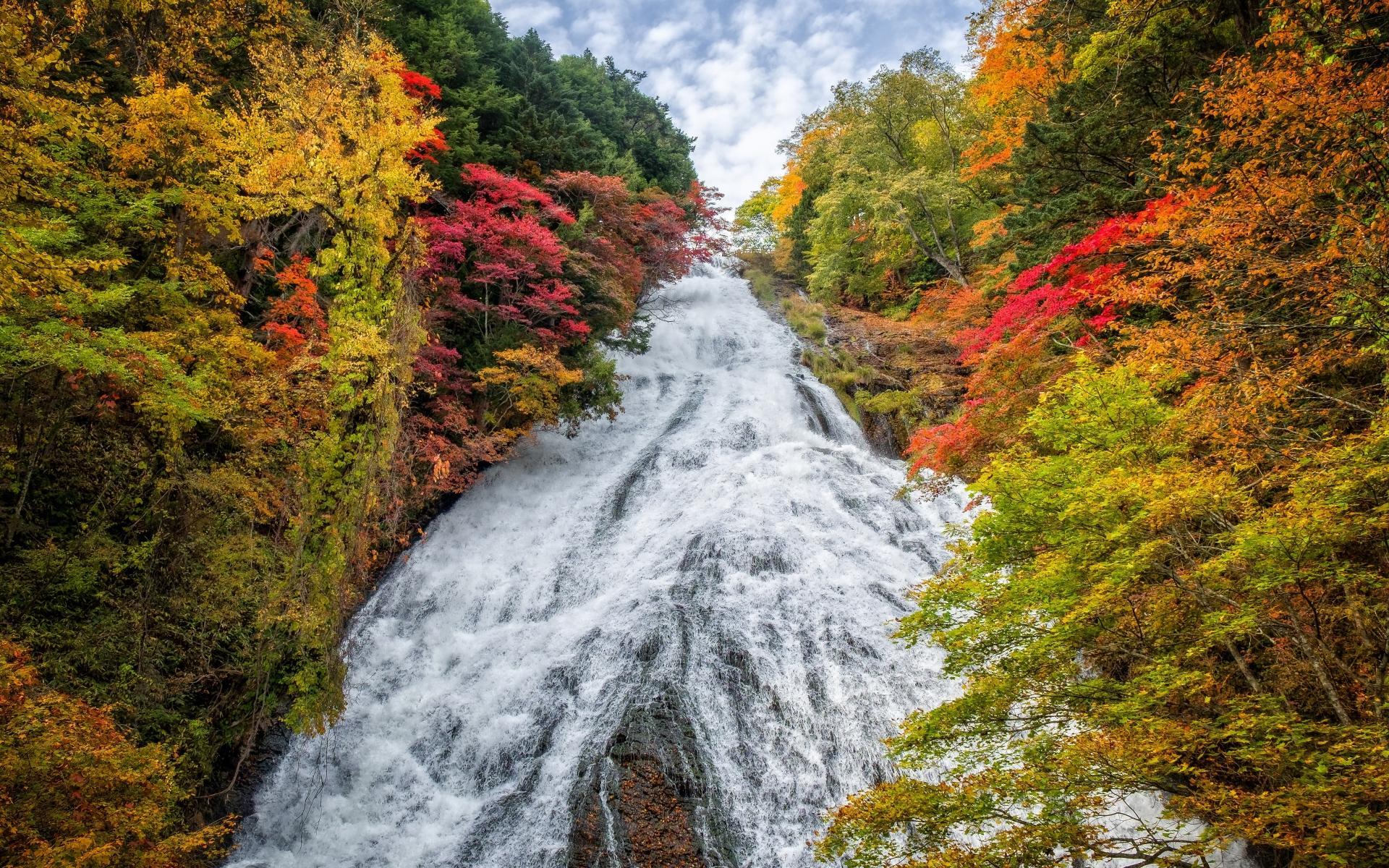 Great Waterfall Autumn Japan wallpaper. Great Waterfall Autumn Japan
