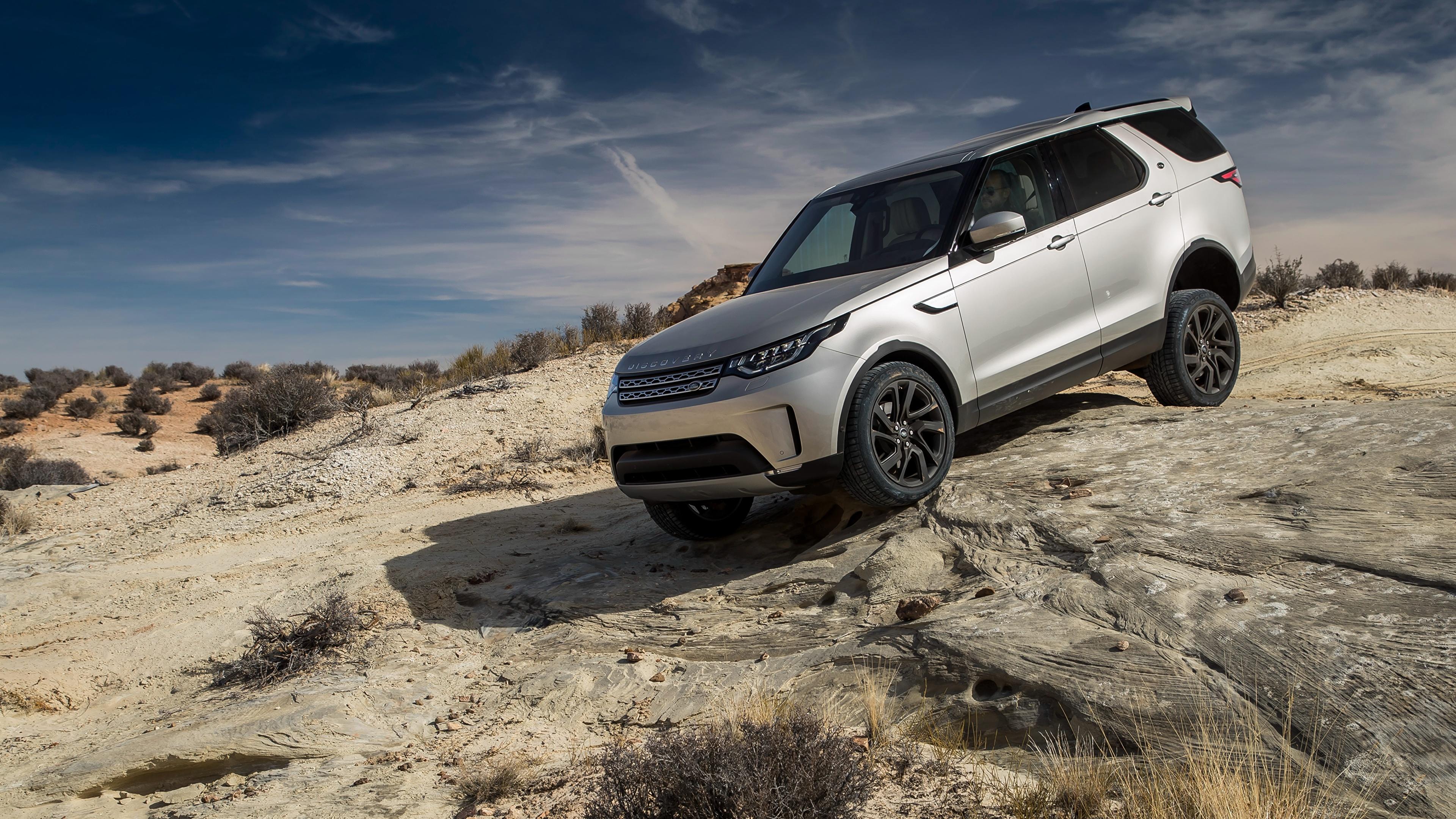 Photo Land Rover 2017 Discovery HSE Worldwide Silver color