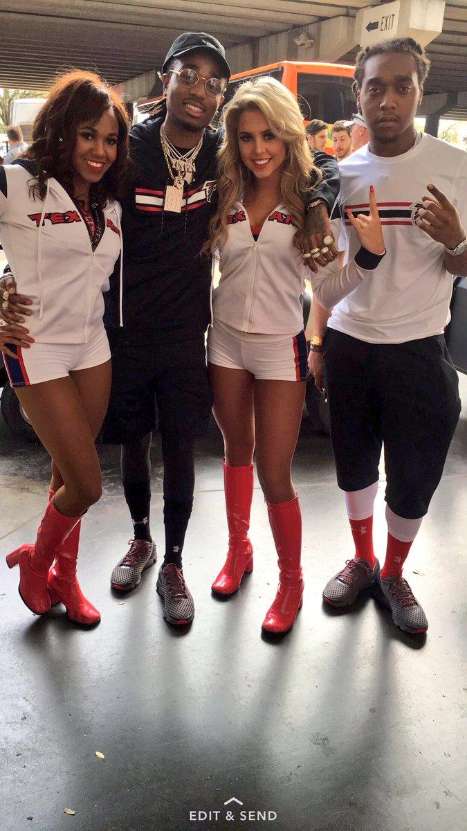 HTC_Mallory M with mmmmm yea DAT