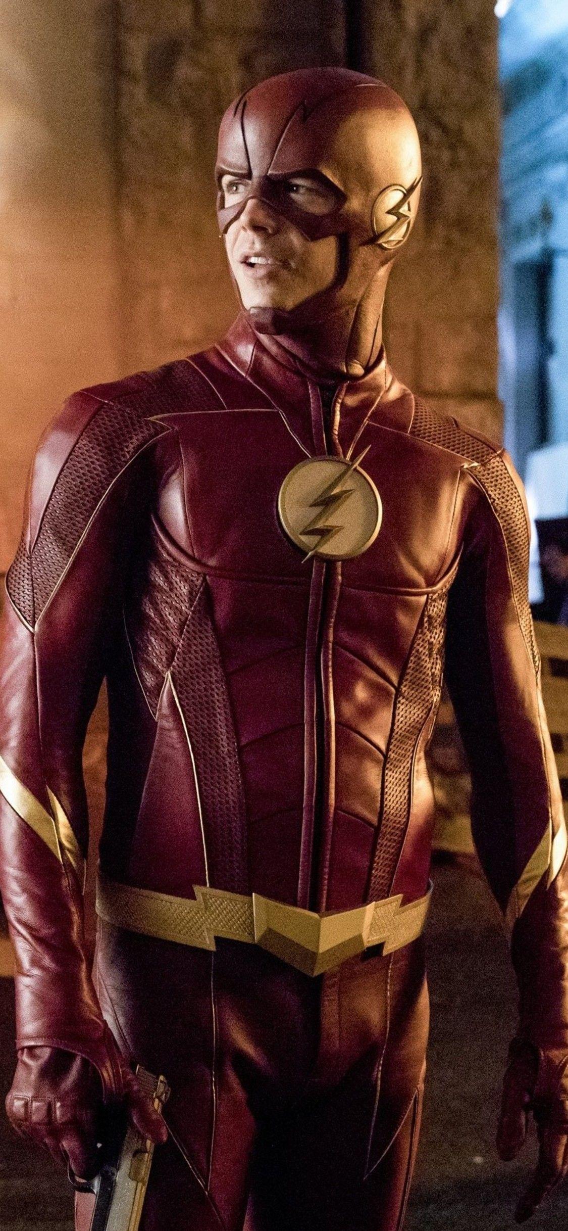 Barry Allen As Flash In The Flash Season 4 2017