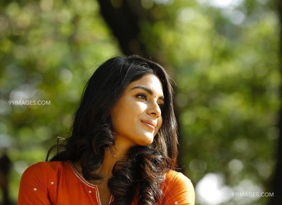 65Samyuktha Menon Beautiful HD Photohoot Stills