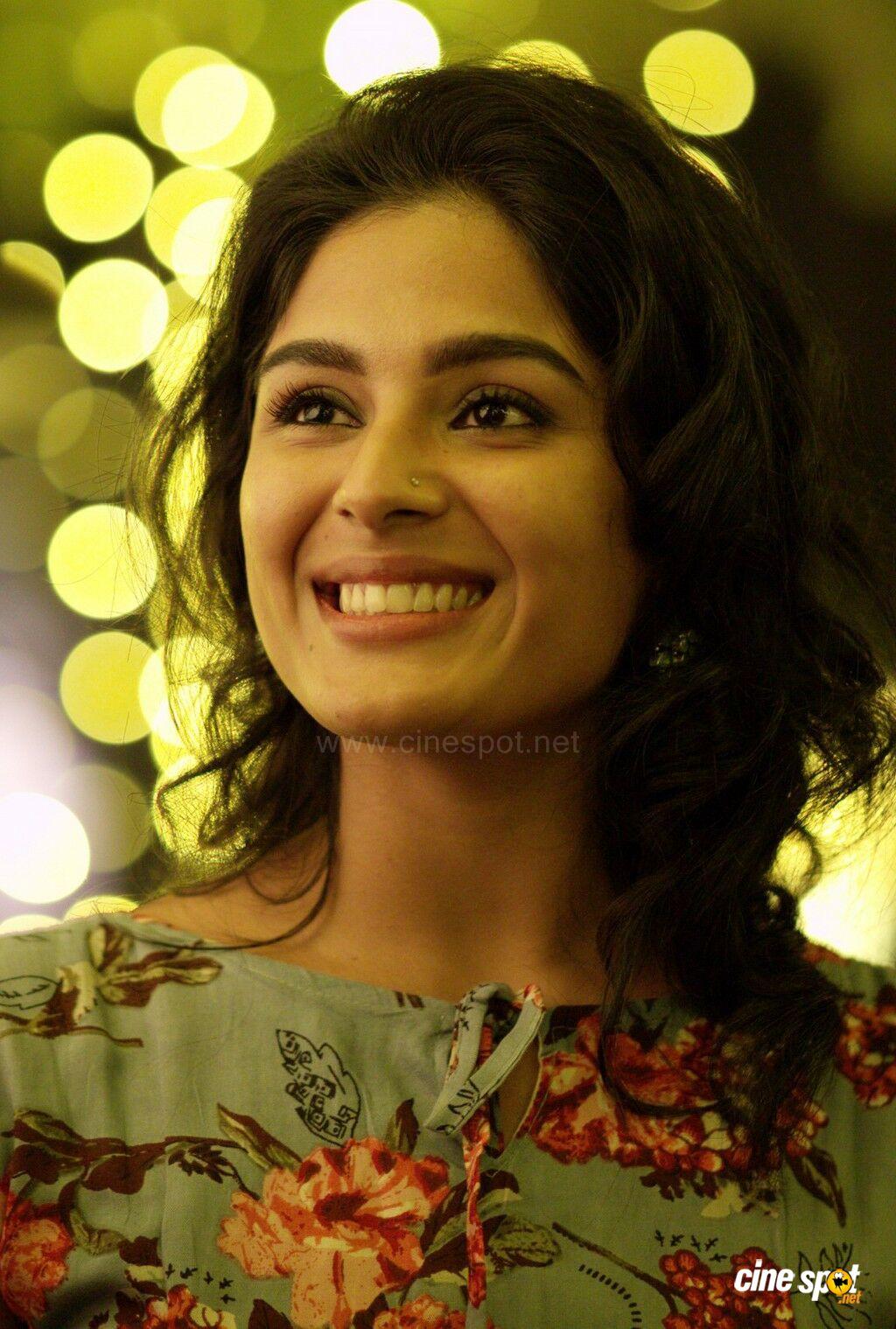 Samyuktha Menon in Uyare