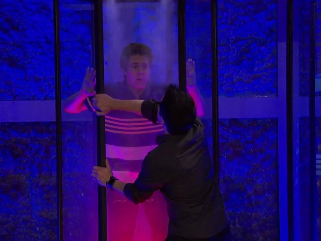 Capsules. Disney XD's Lab Rats