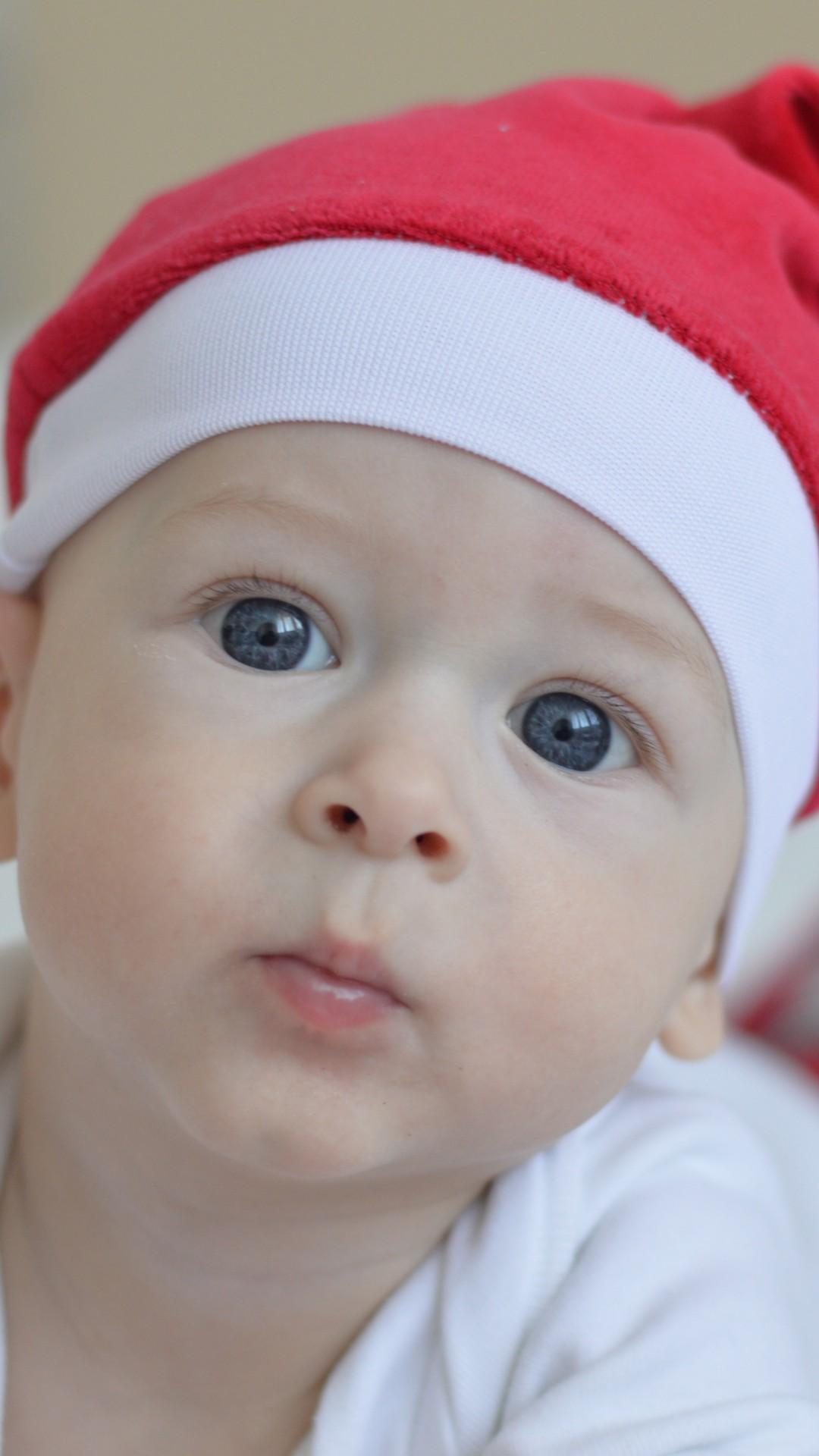 Little Cute Baby Santa Claus 4K HD Wallpaper for Desktop
