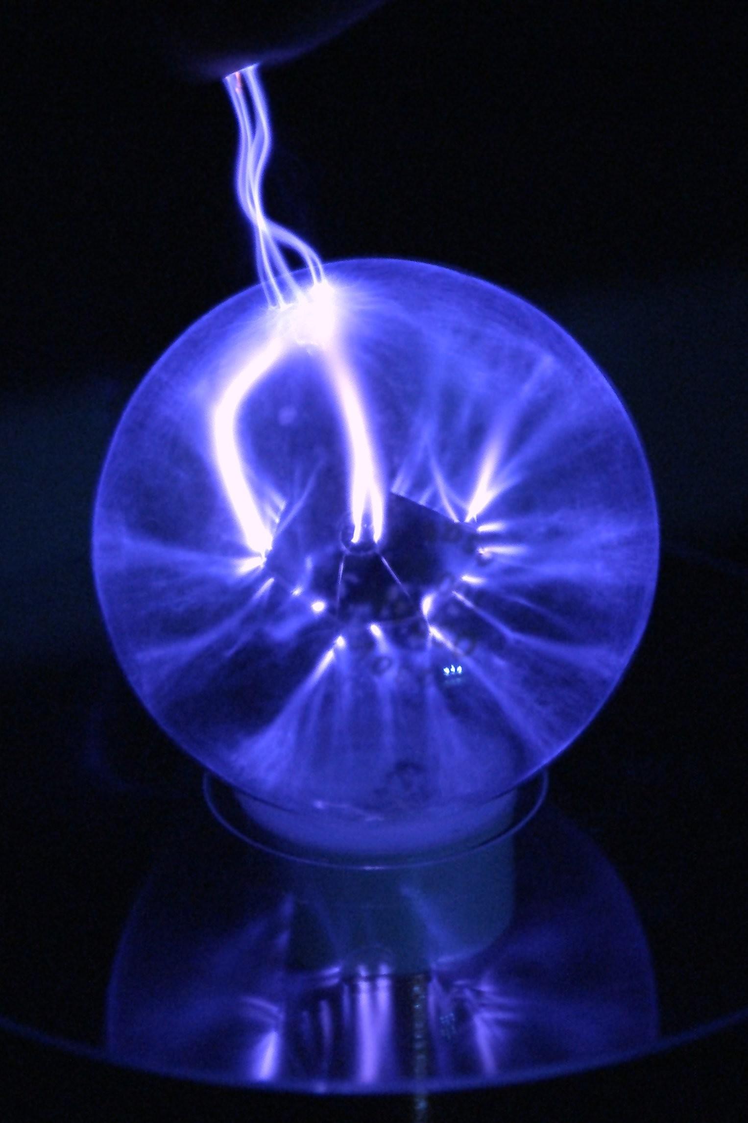 Tesla Coil Wallpaper