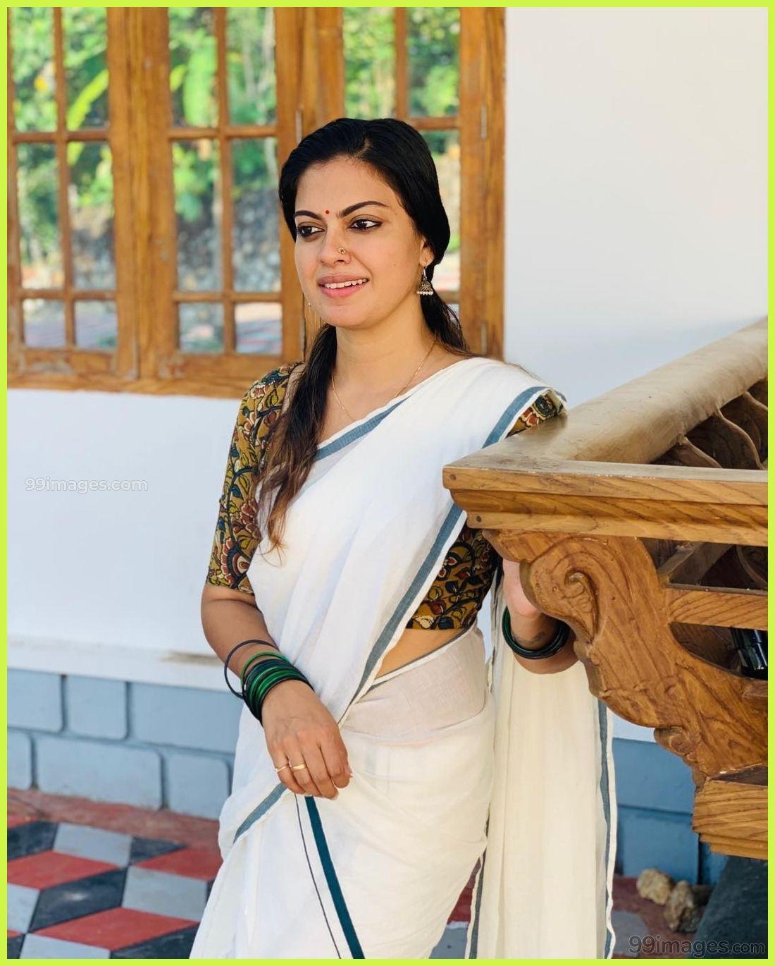Malayalam Actress Mobile Wallpapers - Wallpaper Cave