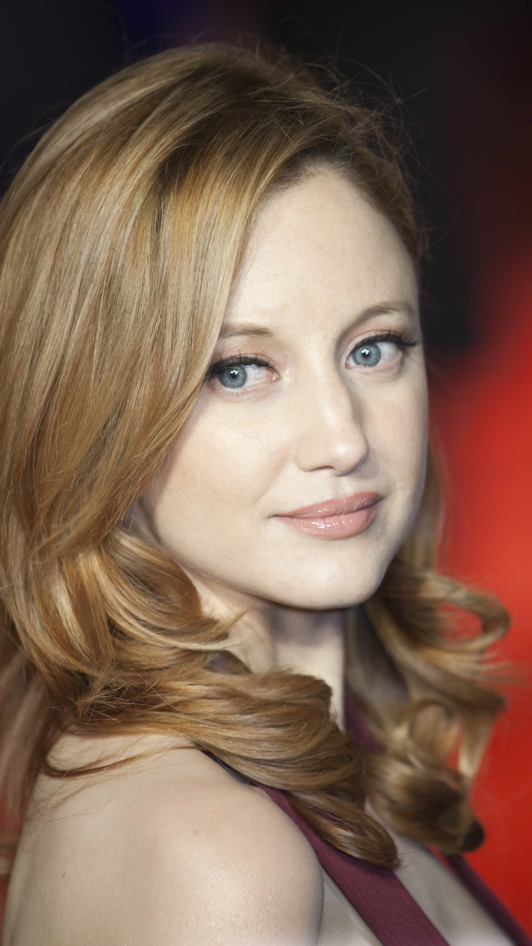 Women Andrea Riseborough