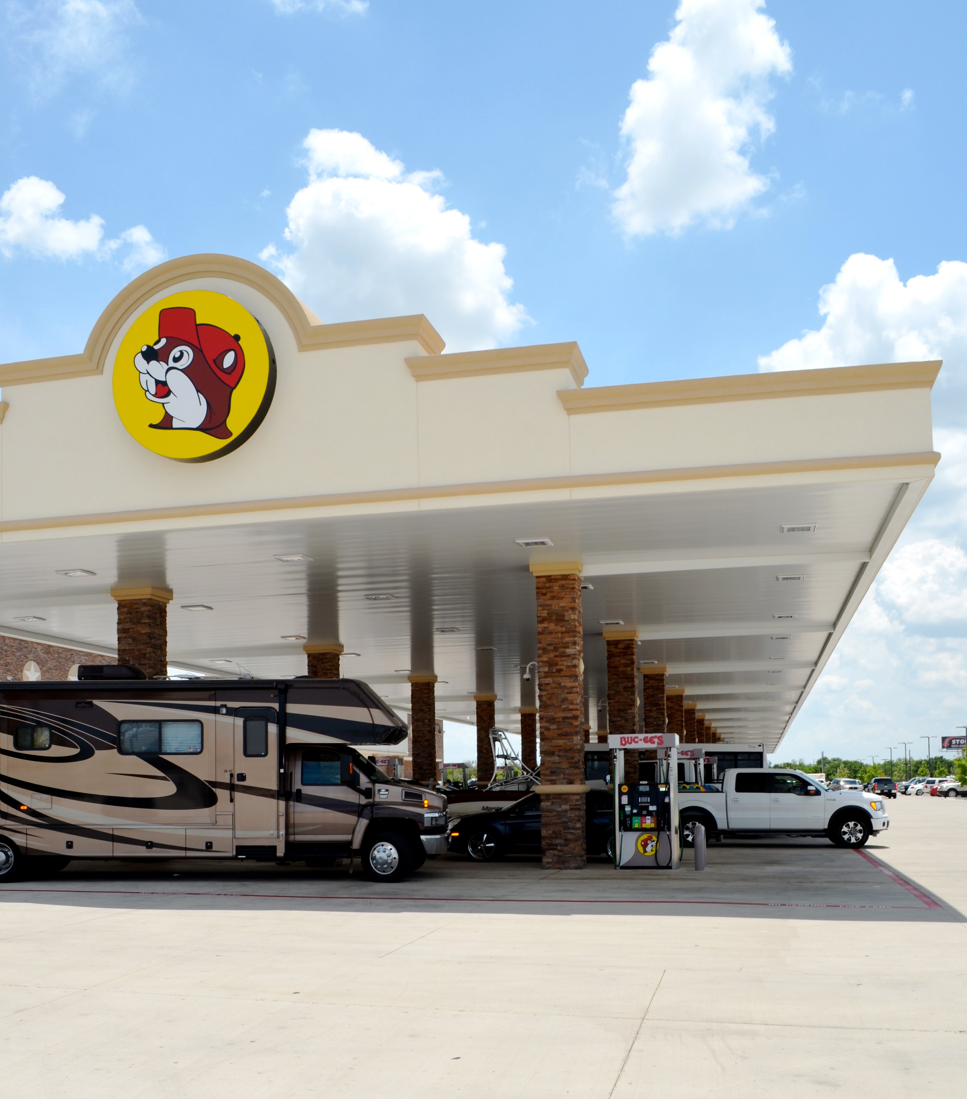What is Bucees