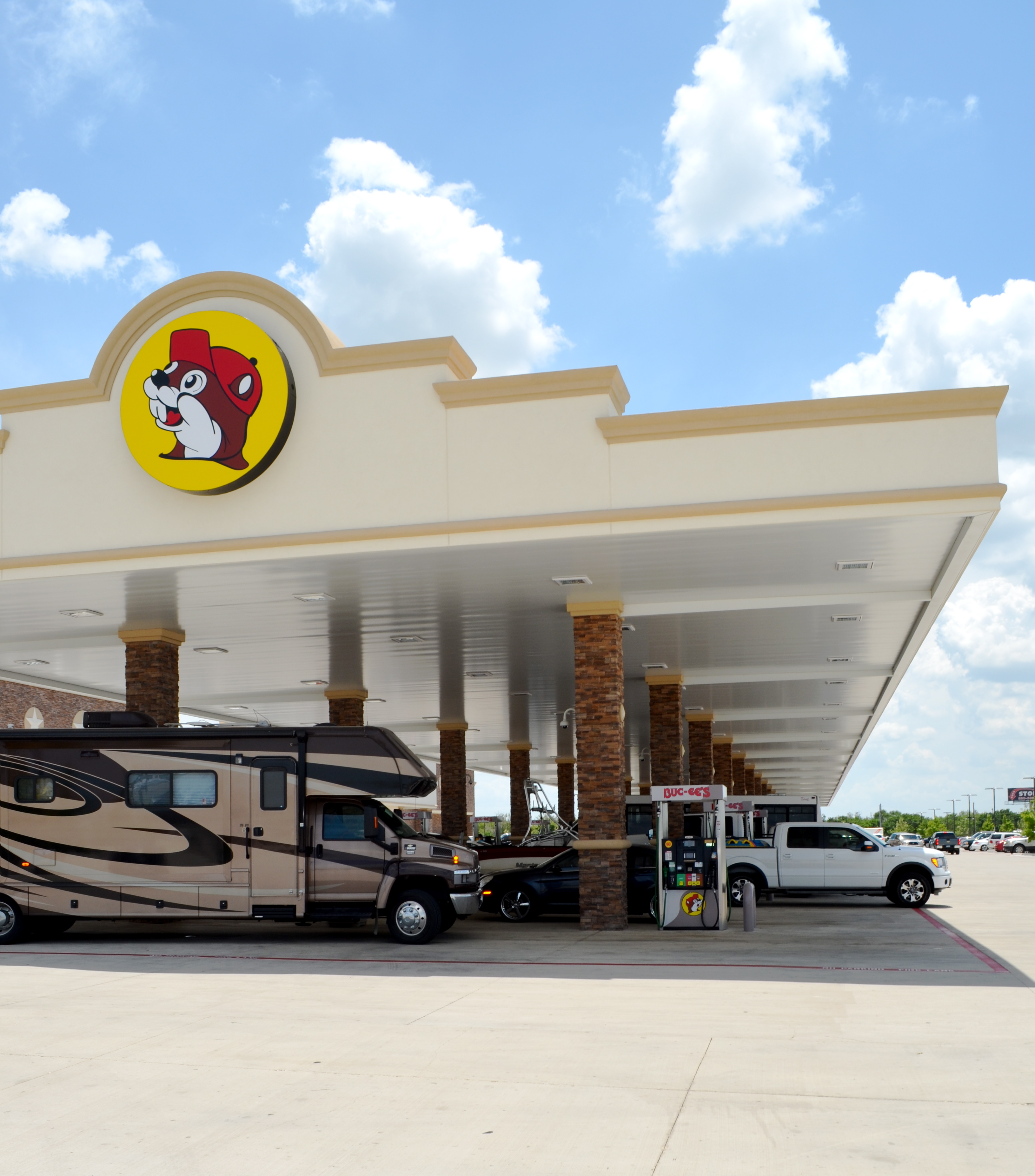 What is Bucees