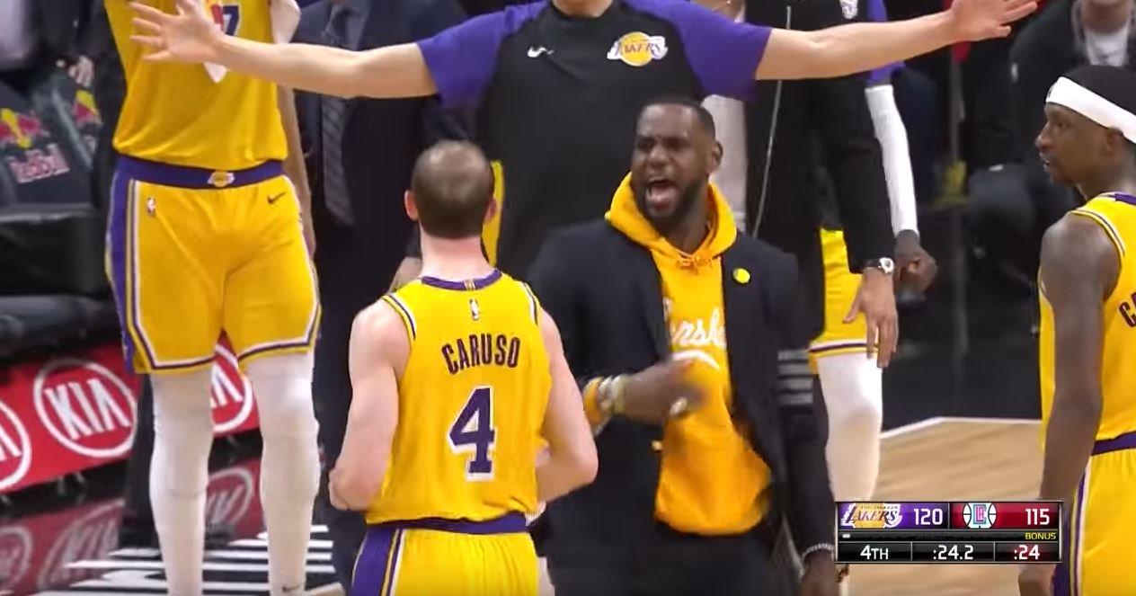 NBA banc des Lakers devient fou pour Alex Caruso