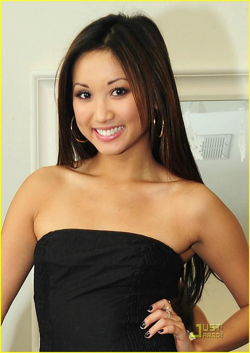 NİCE STAR PİCTURE: Brenda Song new wallpaper