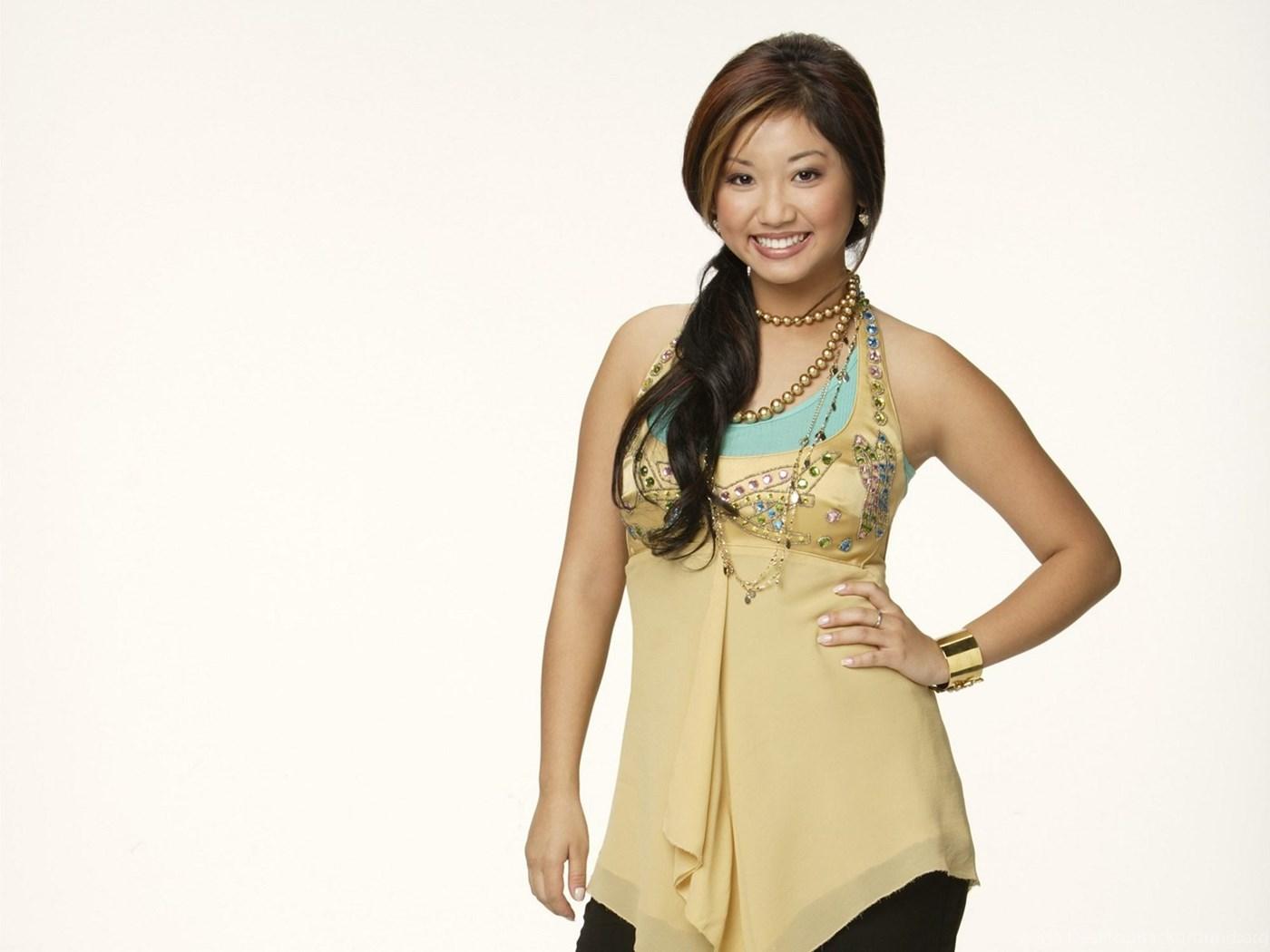 Brenda Song Wallpaper High Resolution And Quality Download
