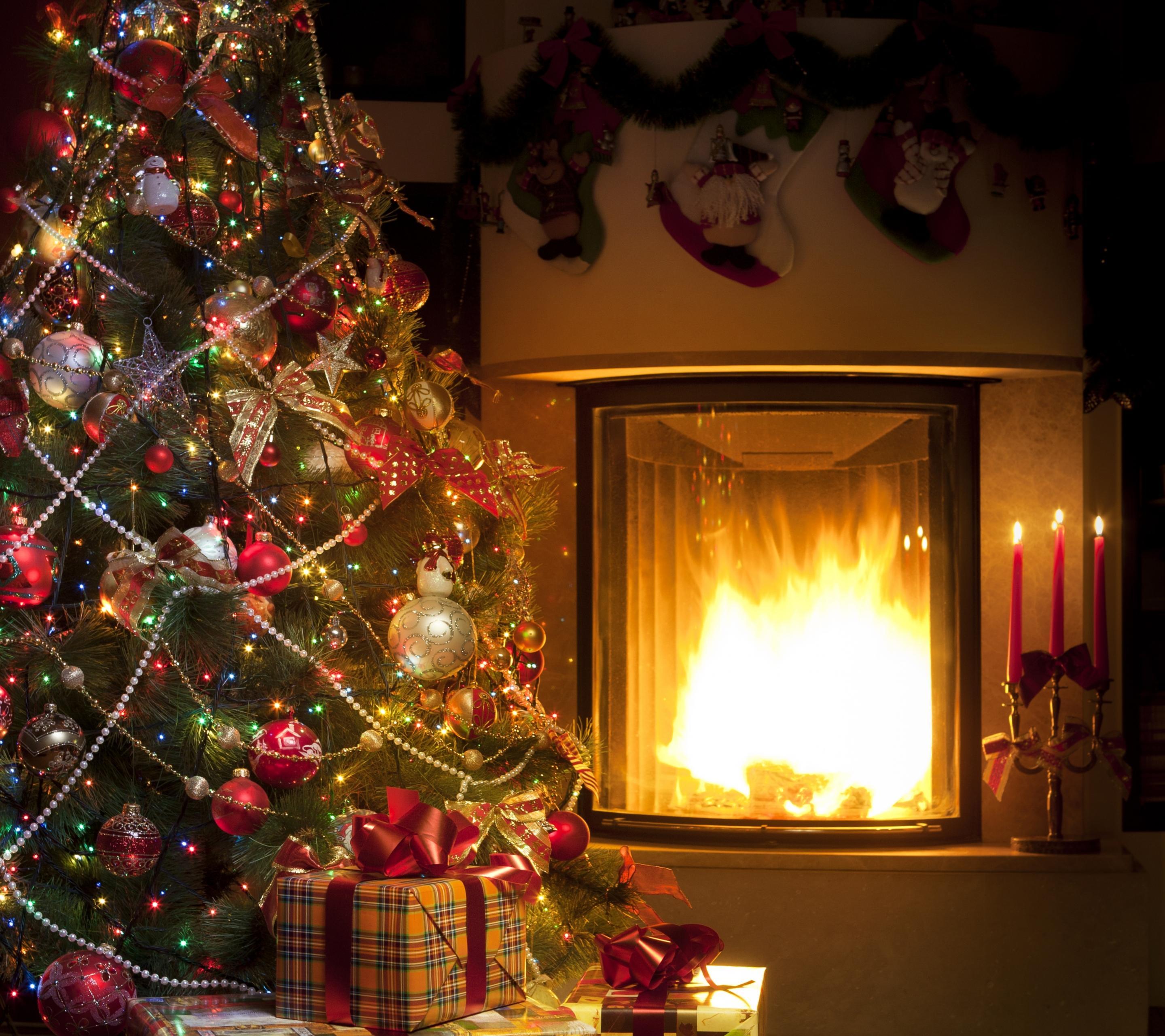 Christmas Tree And Fireplace Wallpapers - Wallpaper Cave