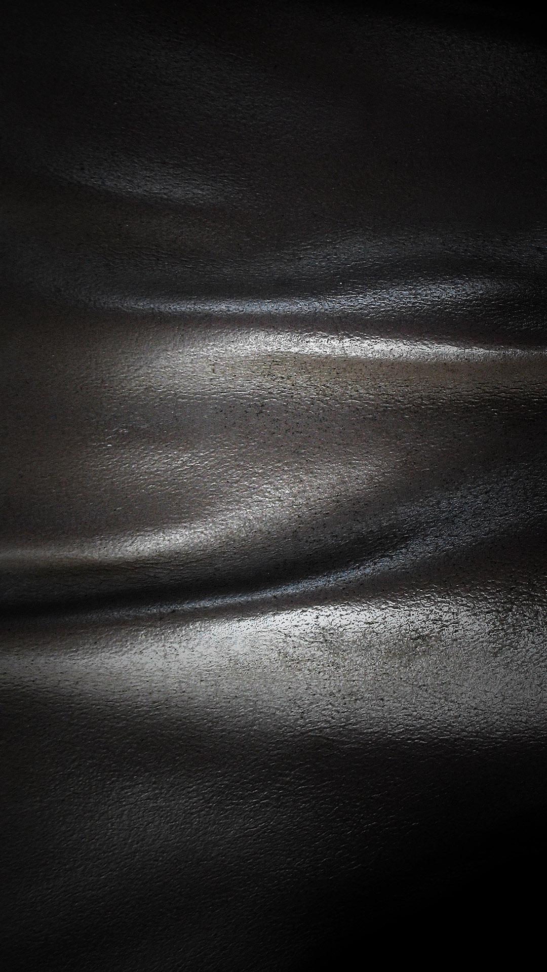 Samsung Galaxy Note 3 Wallpaper: Fresh black leather