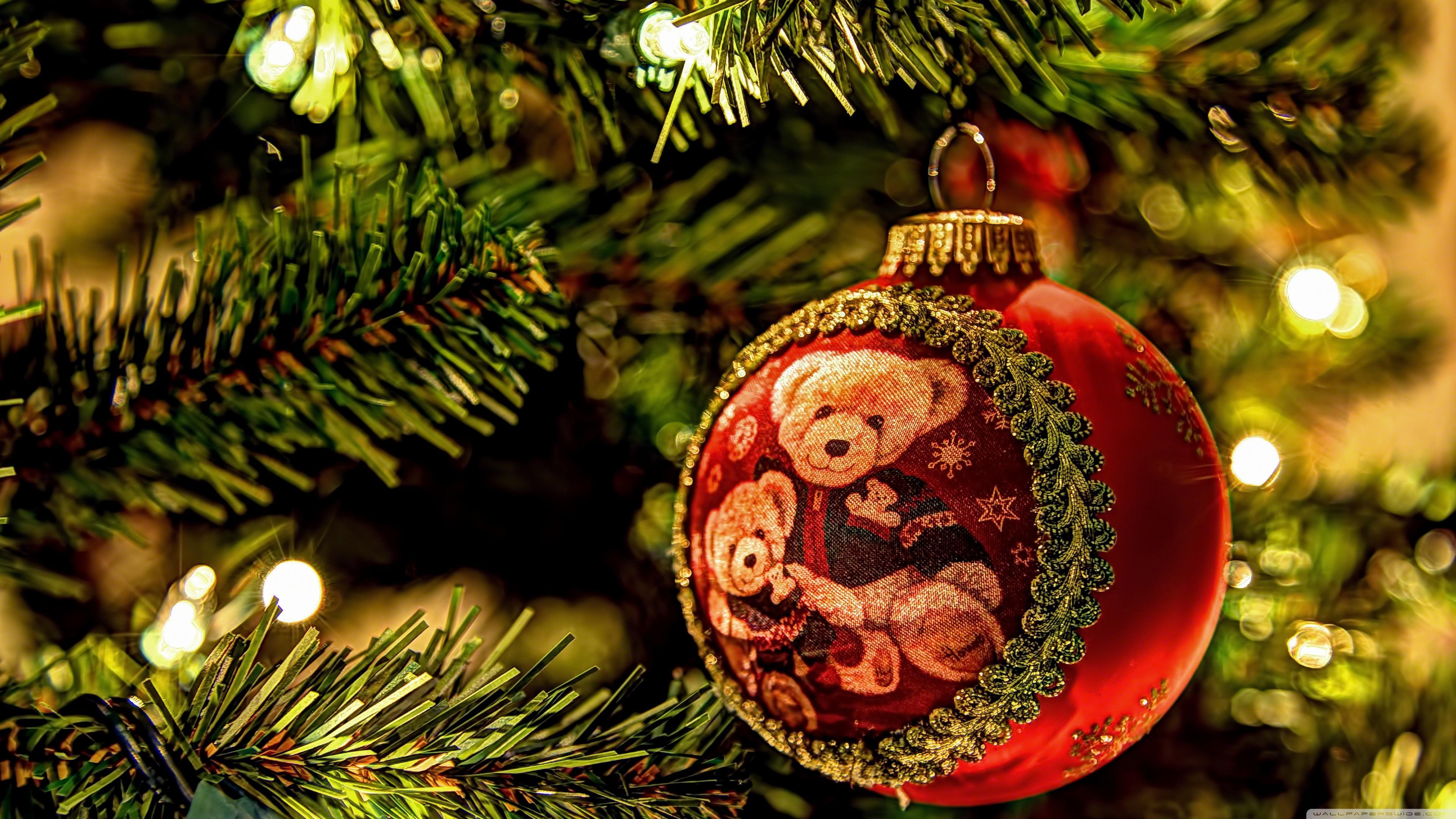 Christmas Tree Decorations Ultra HD Desktop Background