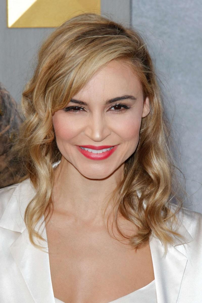 Samaire Armstrong wallpaper