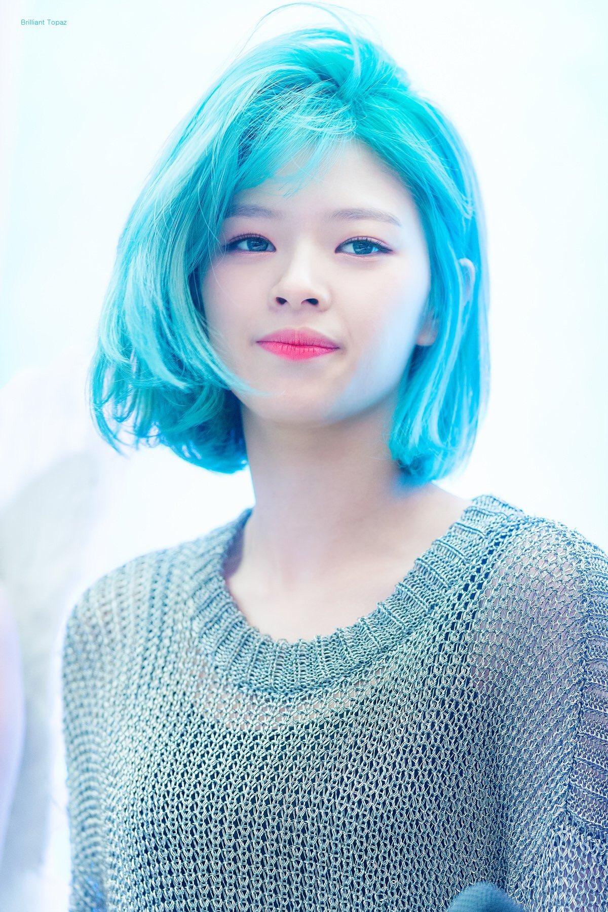 Literally Just 60 Photo Of TWICE Jeongyeon's Bright Blue Hair