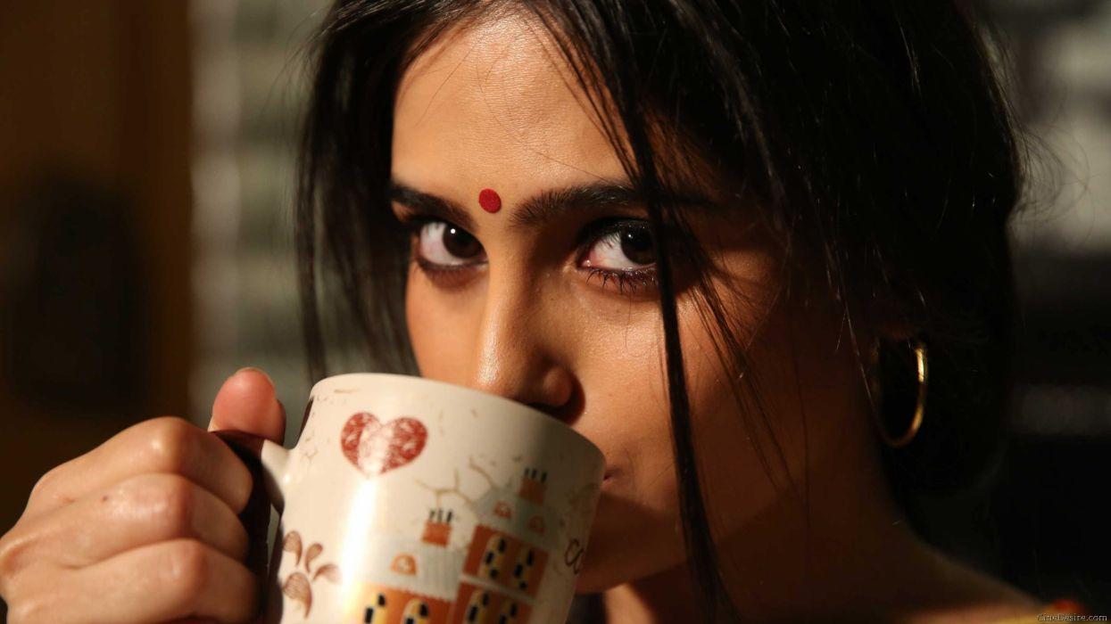Naina Ganguly Hot Image 1 Wallpaperx1620