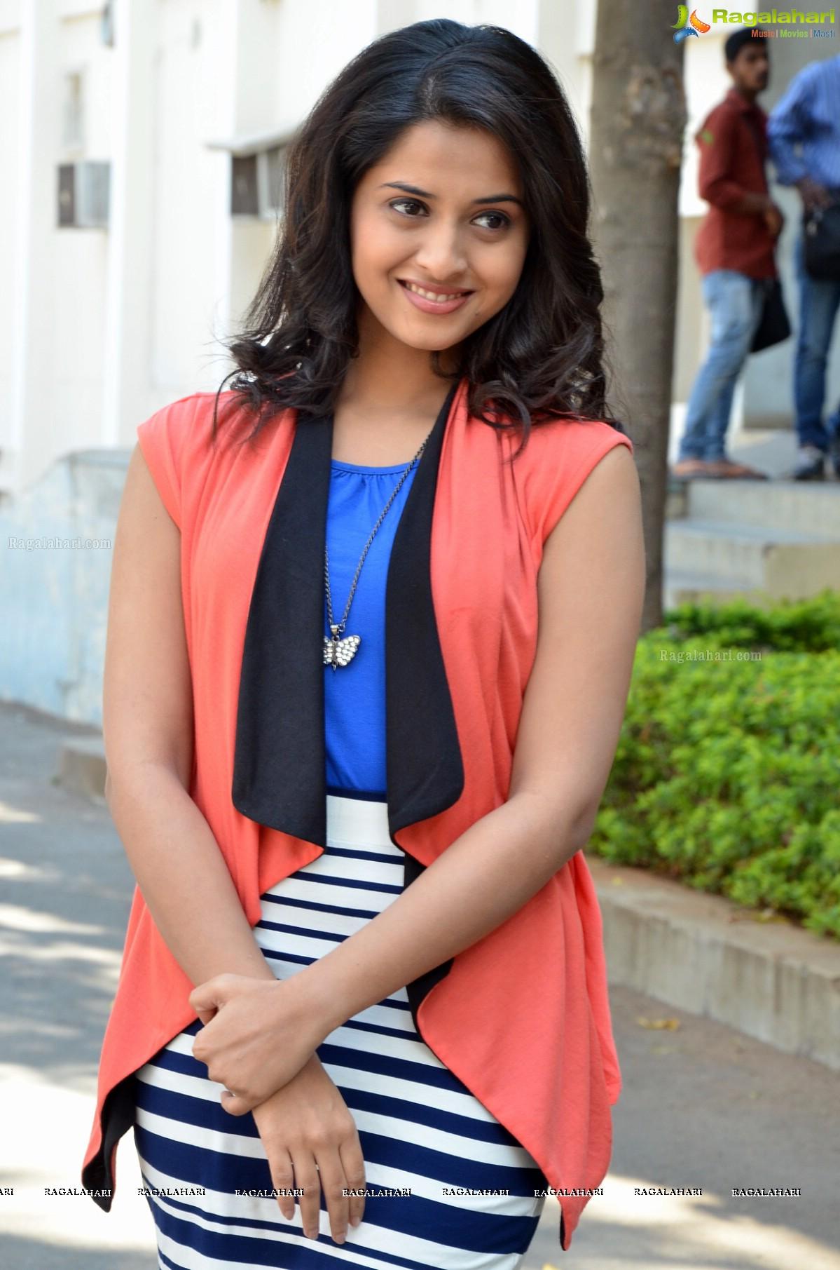 Arthana Binu Image 75. Beautiful Tollywood Actress Image