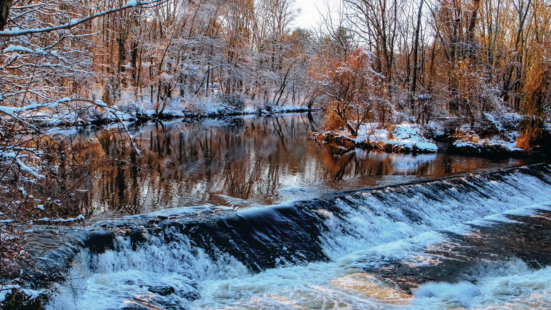 Winter River and Trees Cool Wallpaper