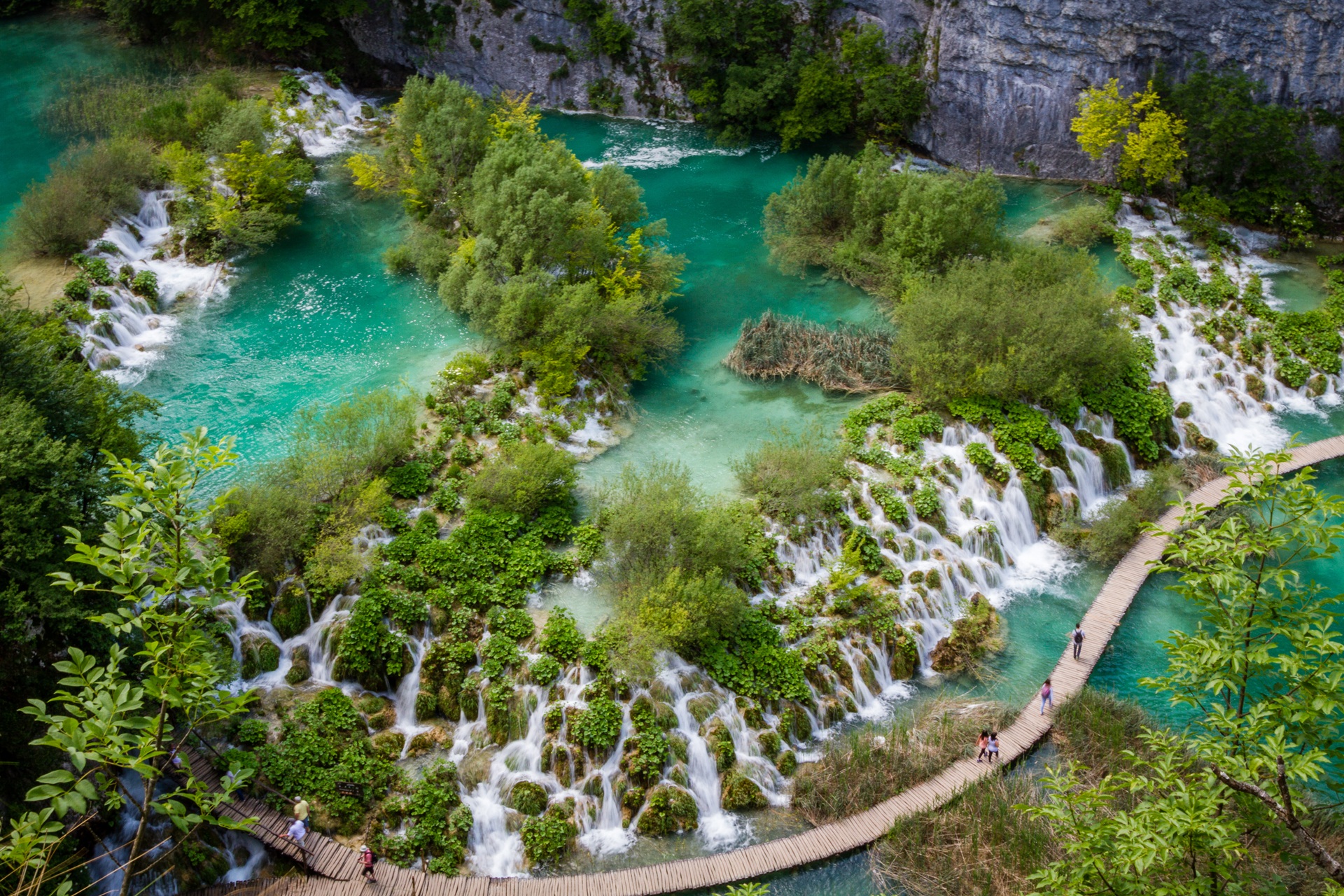 Plitvice Lakes National Park Croatia Background Wallpaper
