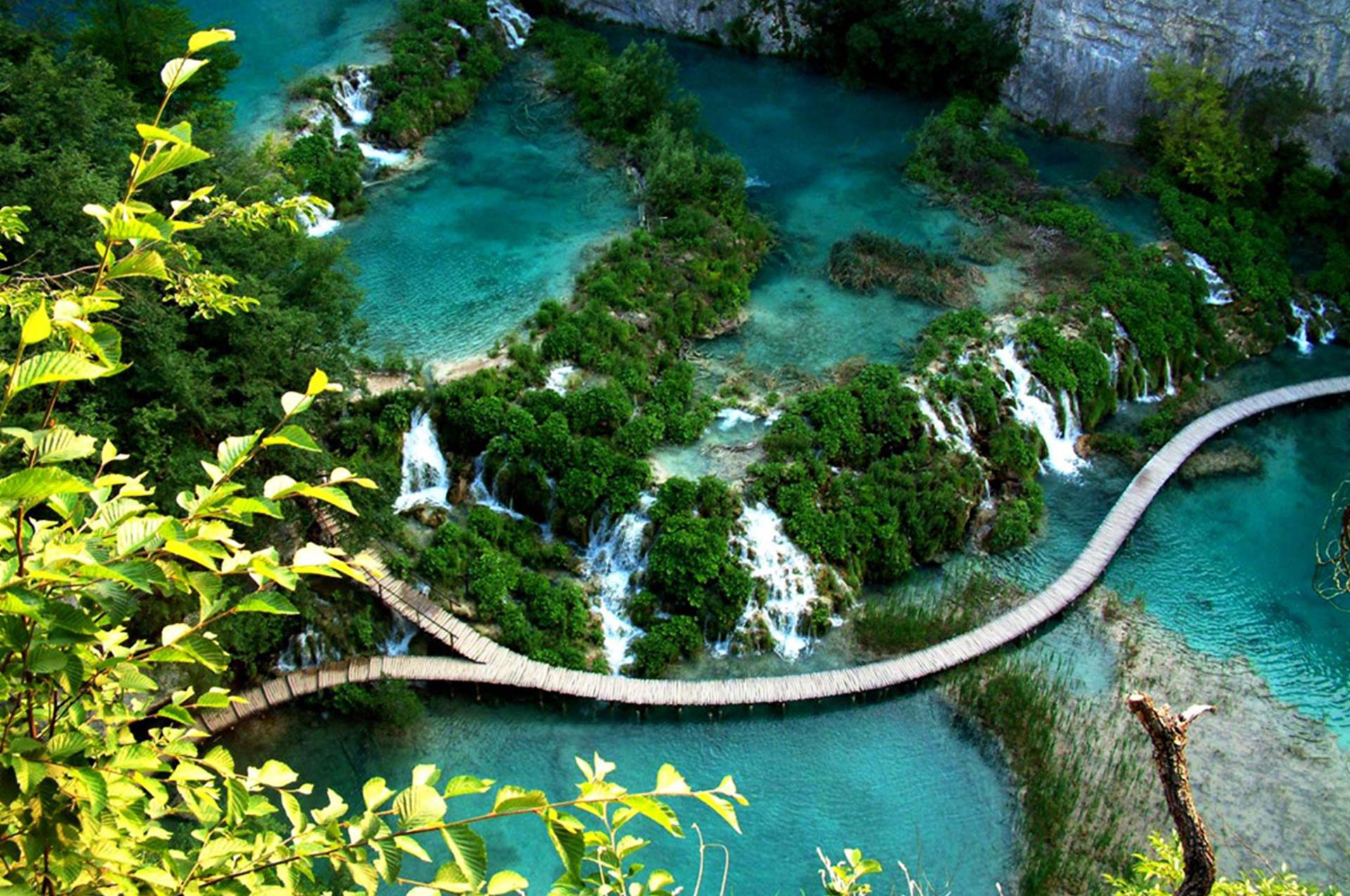 Plitvice Lakes National Park Croatia HD Wallpaper 27357