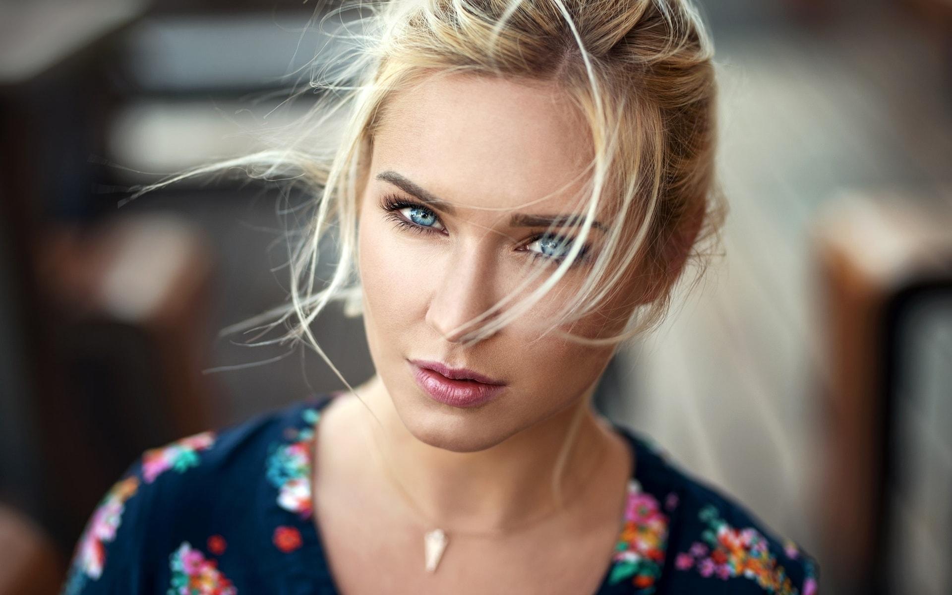 blonde woman blue turquoise eyes portrait Wallpaper