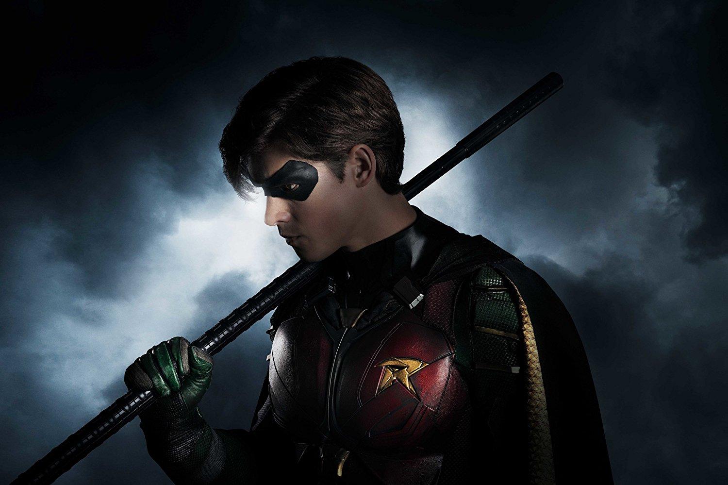 First Look At Brenton Thwaites As Nightwing Dick Grayson