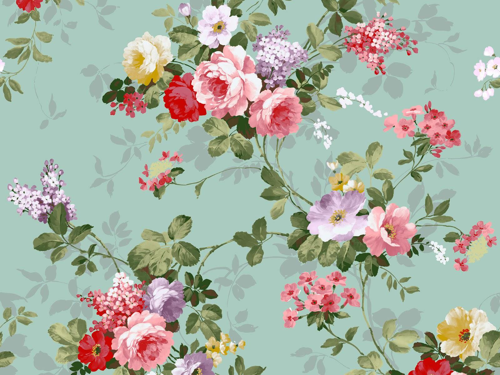 Vintage Rose Wallpaper Pattern