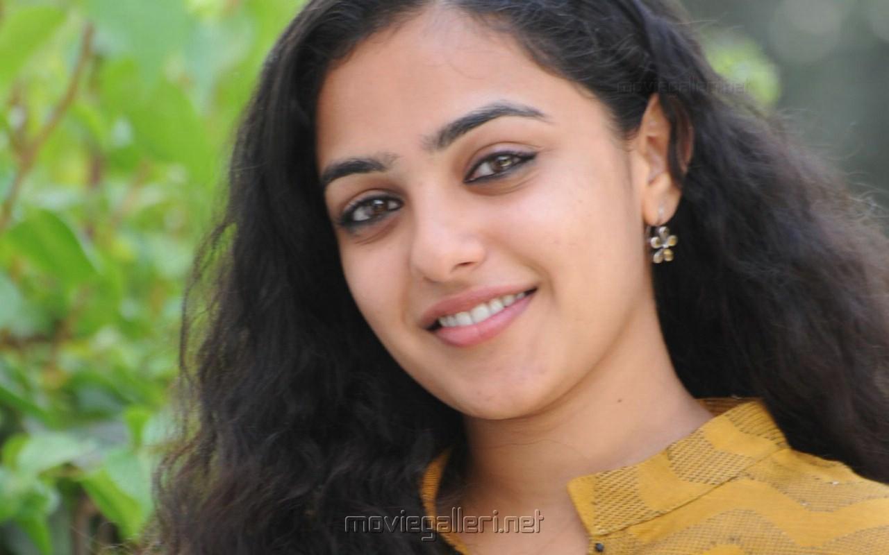 Wallpaper Malayalam Actress Picture Nithya Menon HD New Movie