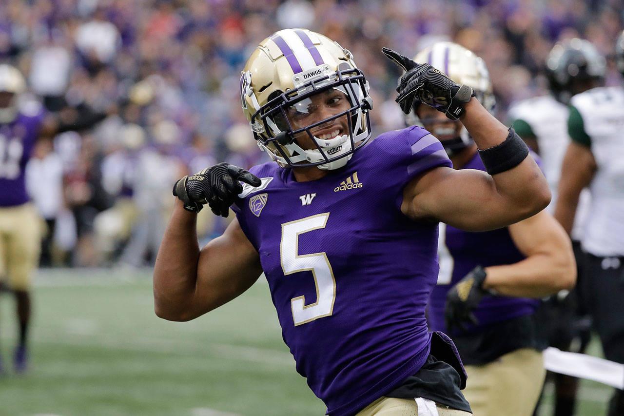 As 'frustrating' season closes, UW seniors eye final Apple
