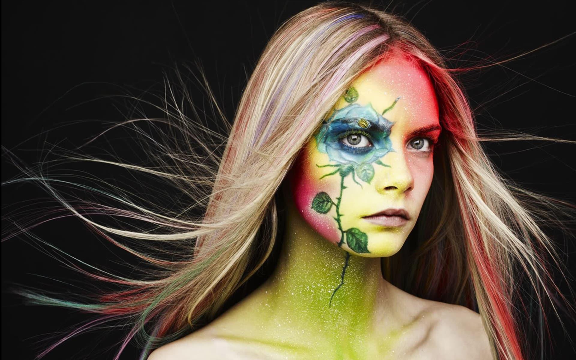 Cara Delevingne Wallpaper