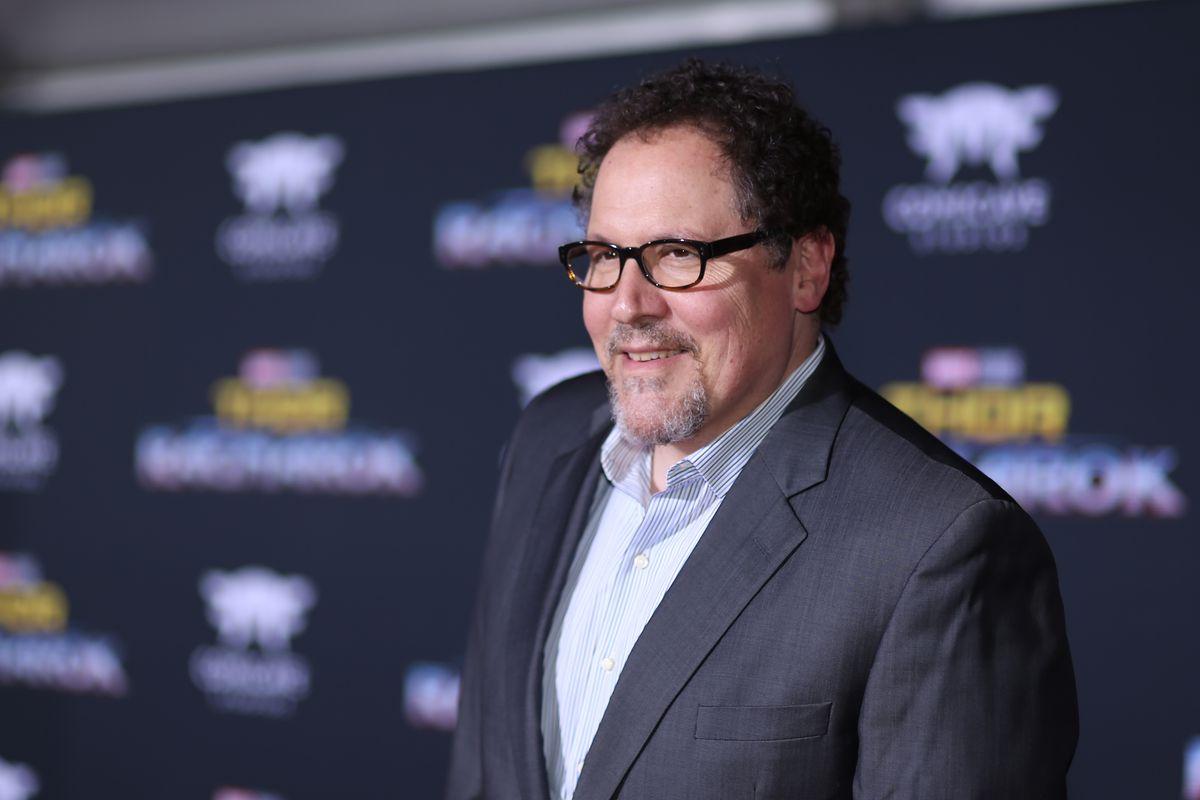 Iron Man's Jon Favreau will write the upcoming Star Wars