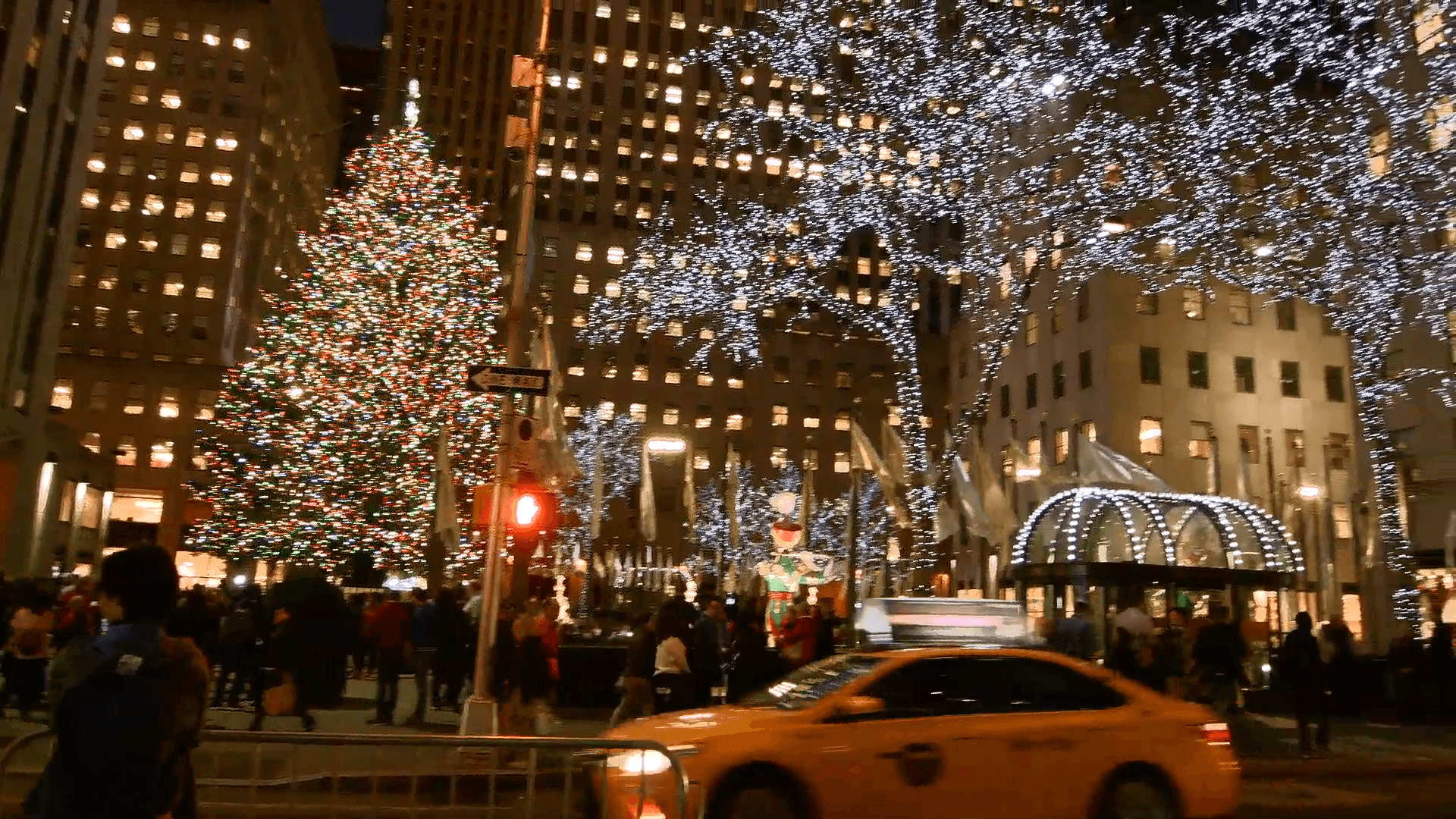 A Panning Video Of The Christmas Tree In Rockefeller