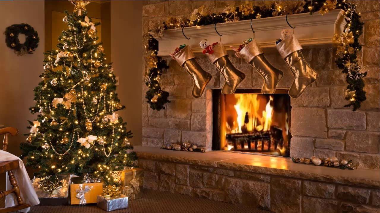 Classic Christmas Music with a Fireplace and Beautiful