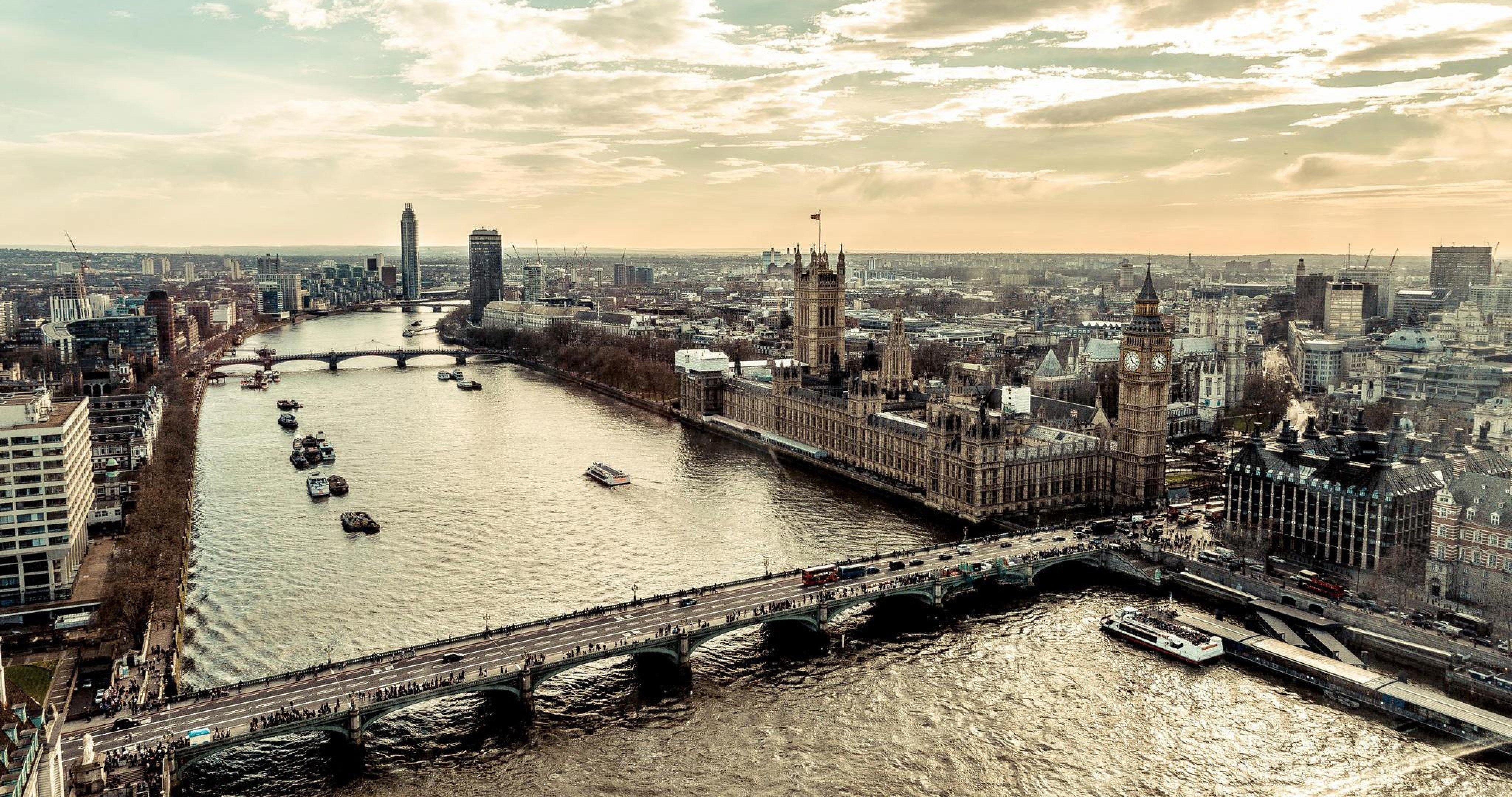 London View From Above 4k Ultra HD Wallpaper River