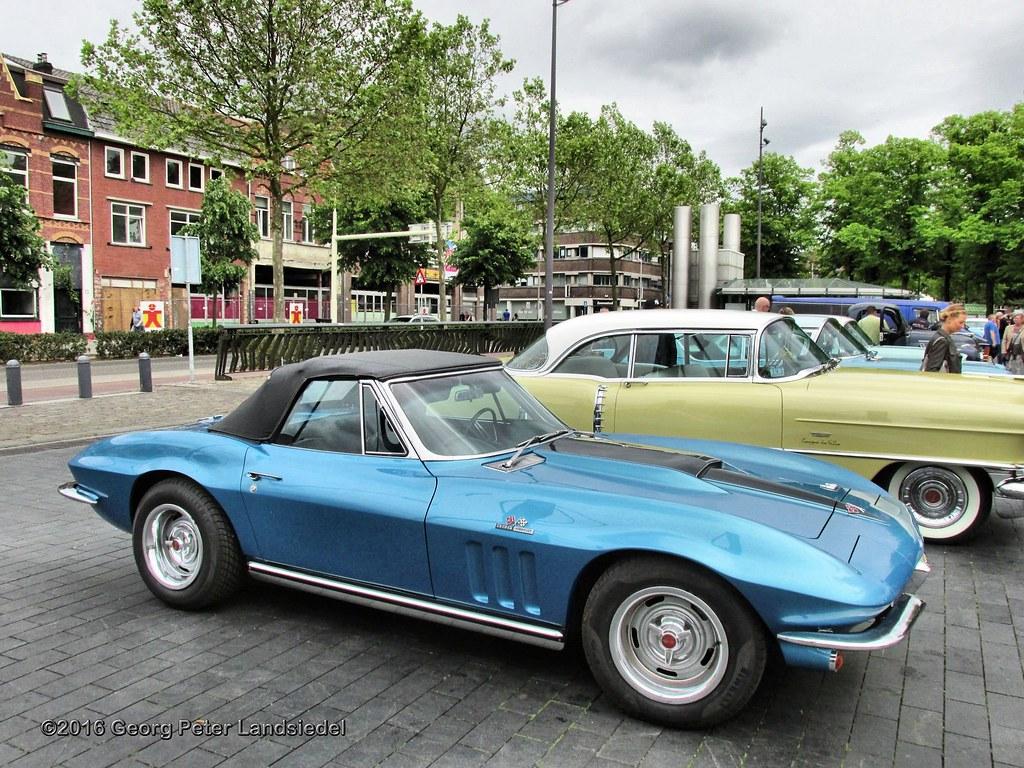Chevrolet Corvette Sting Ray. Chevrolet Corvette Sting Ray