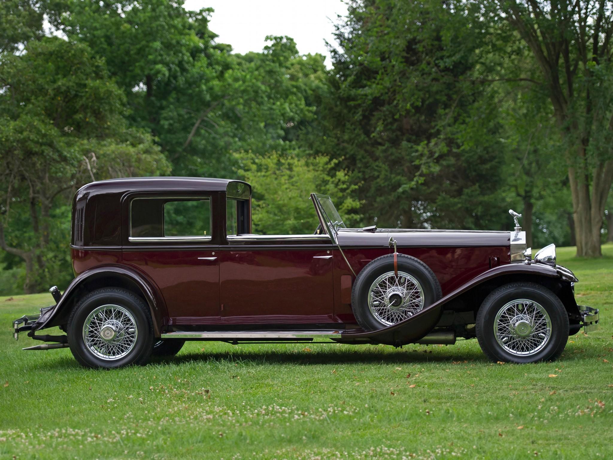Vintage cars rolls Royce Wallpaper