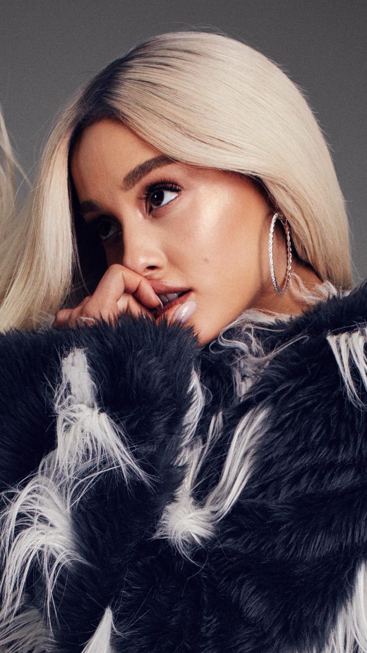 Download Ariana Grande, blonde, Elle, 2018 wallpaper